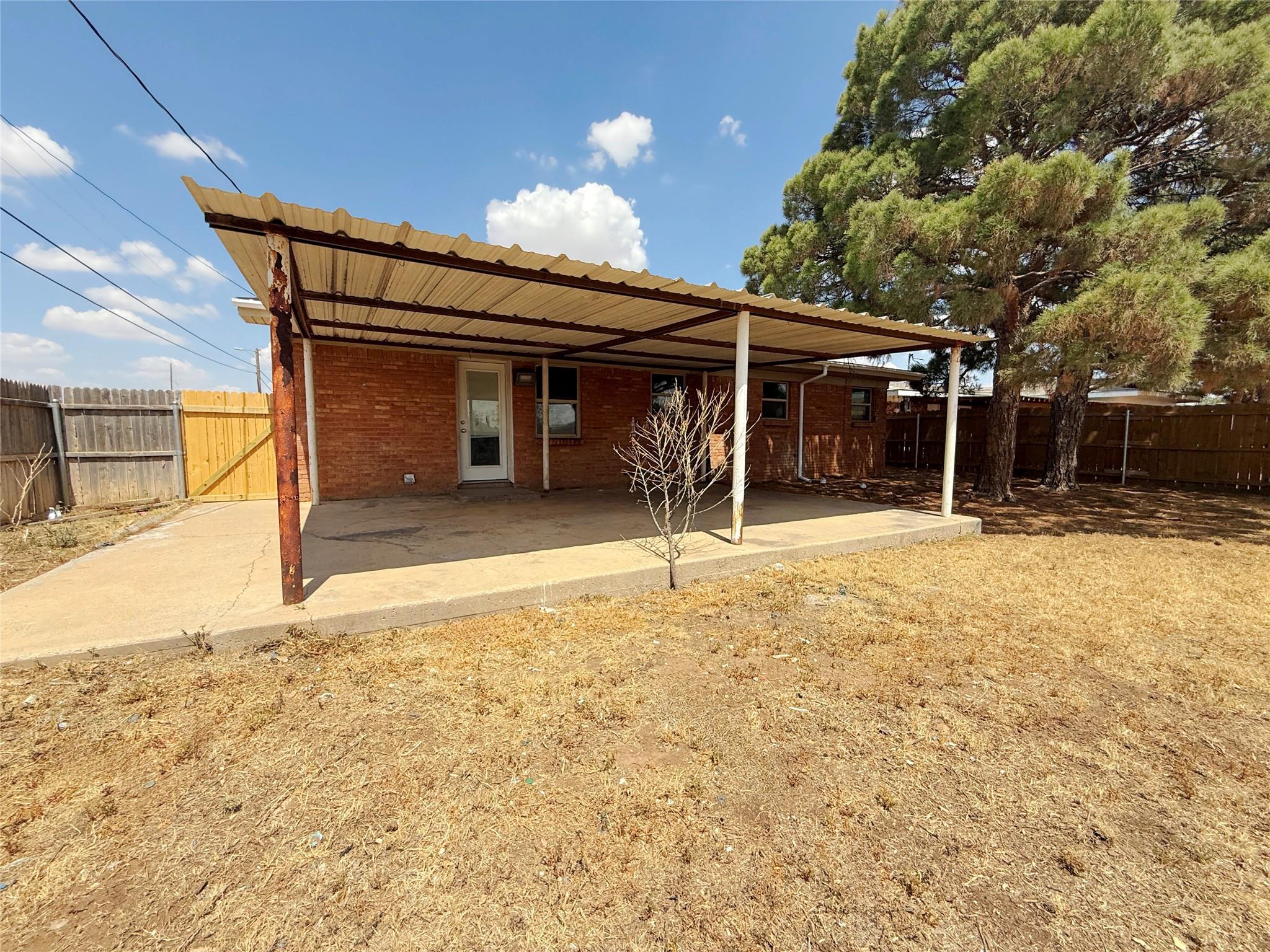 main property photo 21