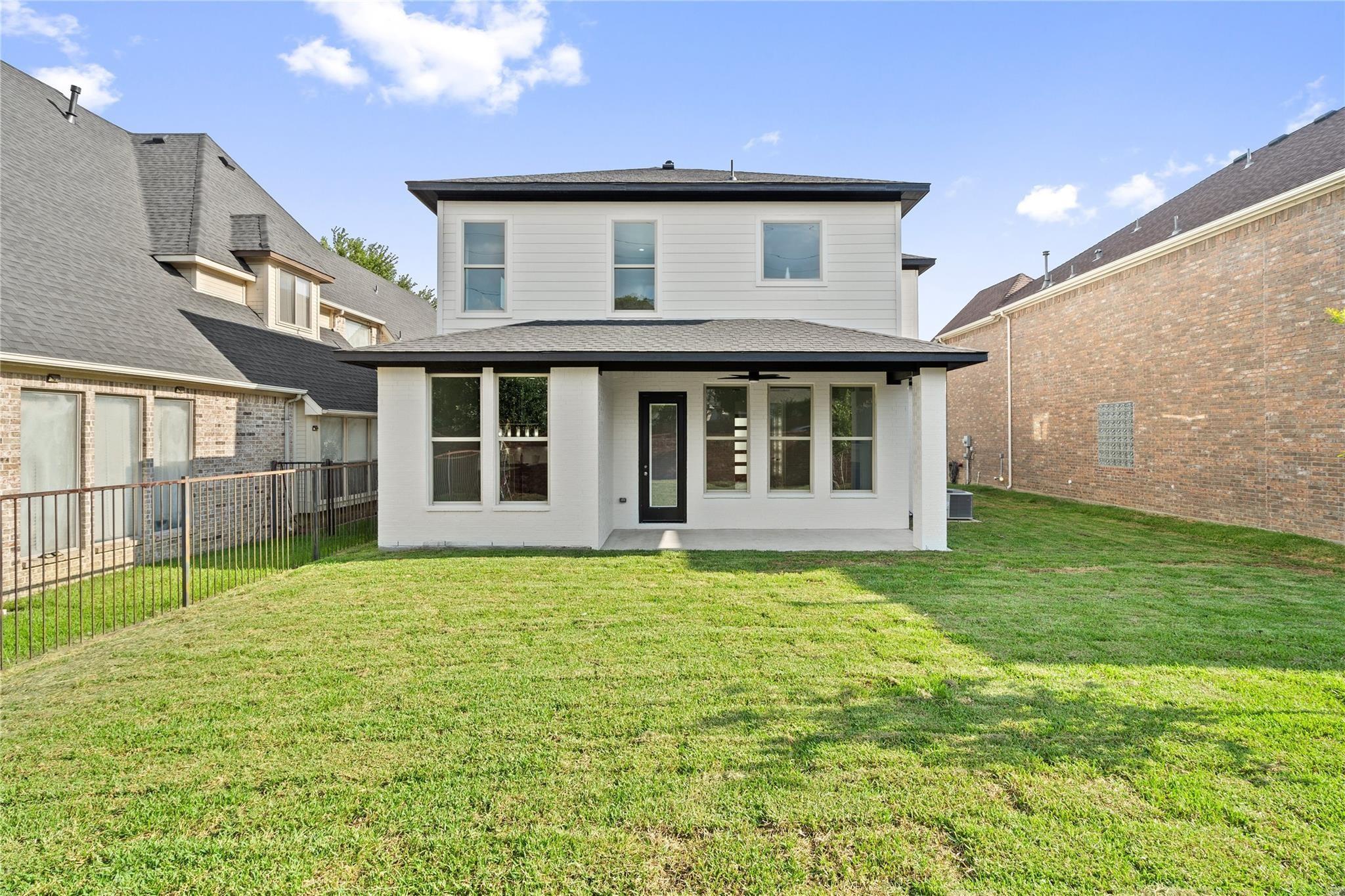 main property photo 28