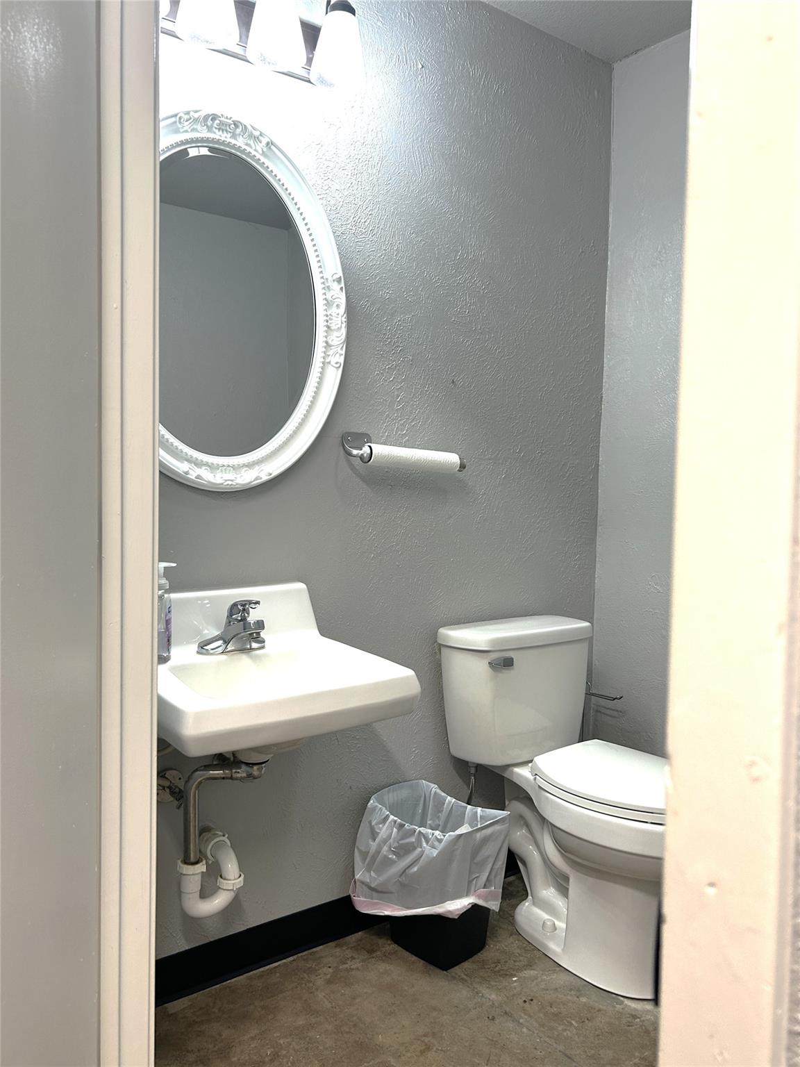 main property photo 4