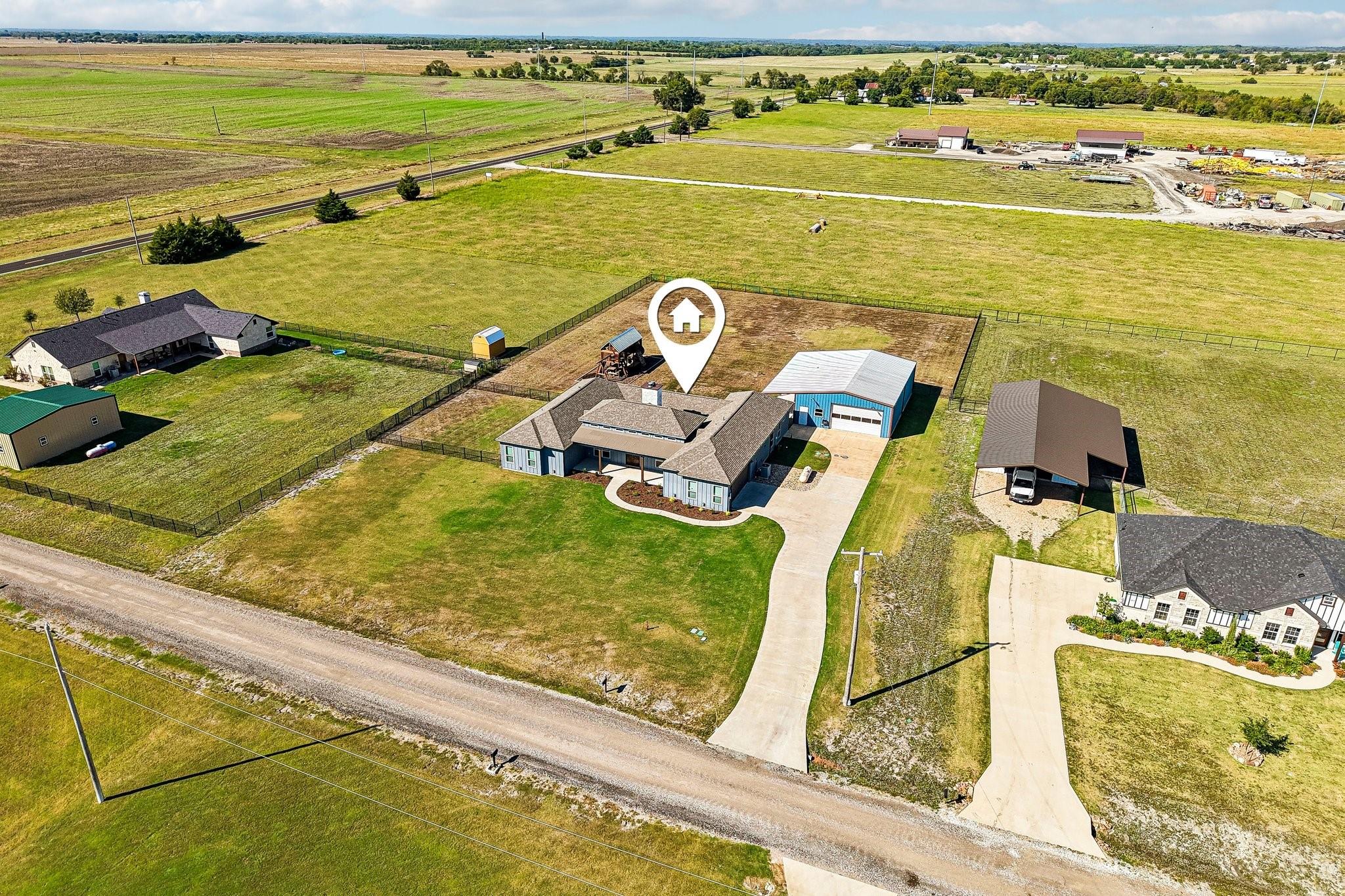 main property photo 0