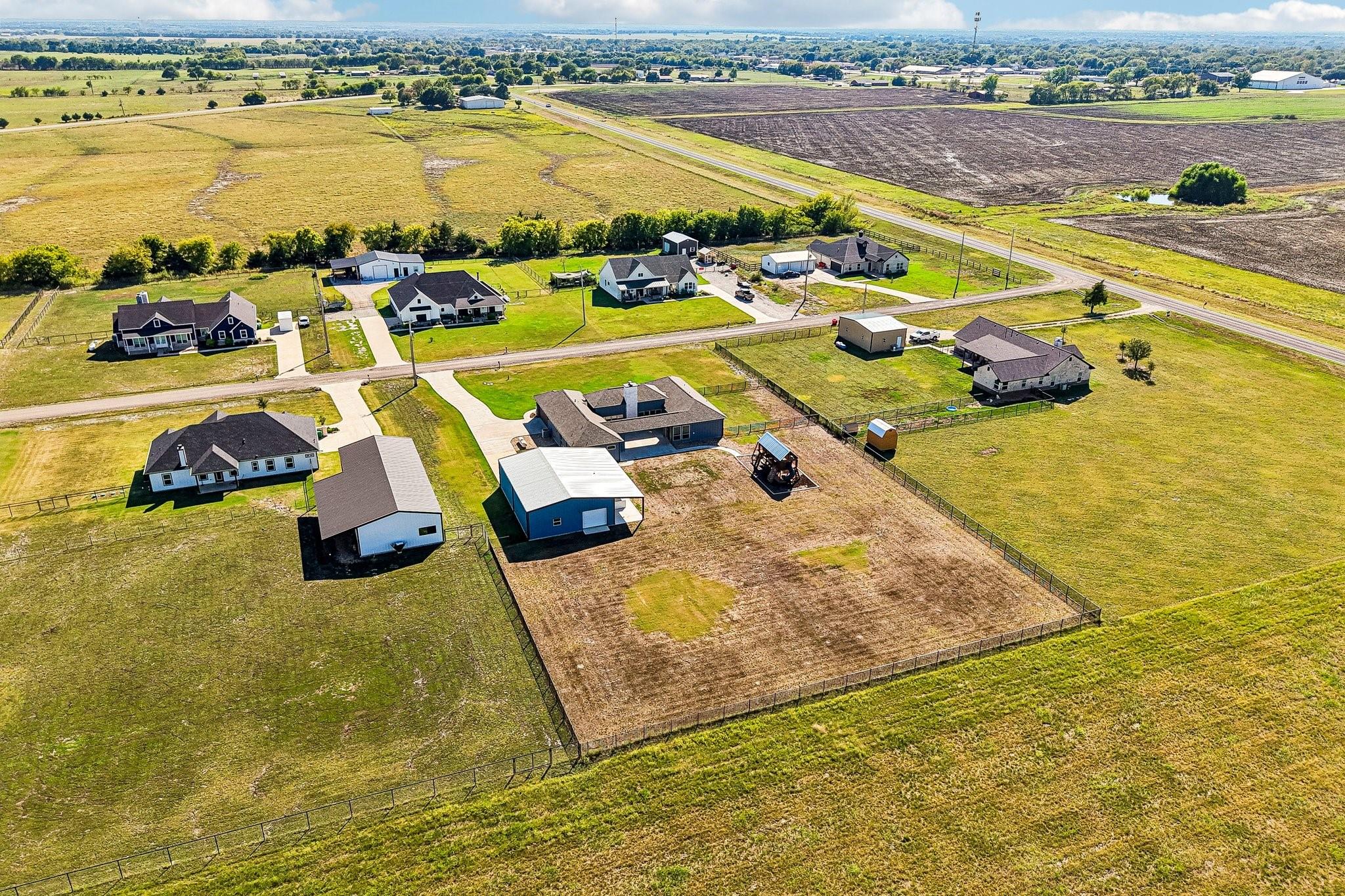 main property photo 35