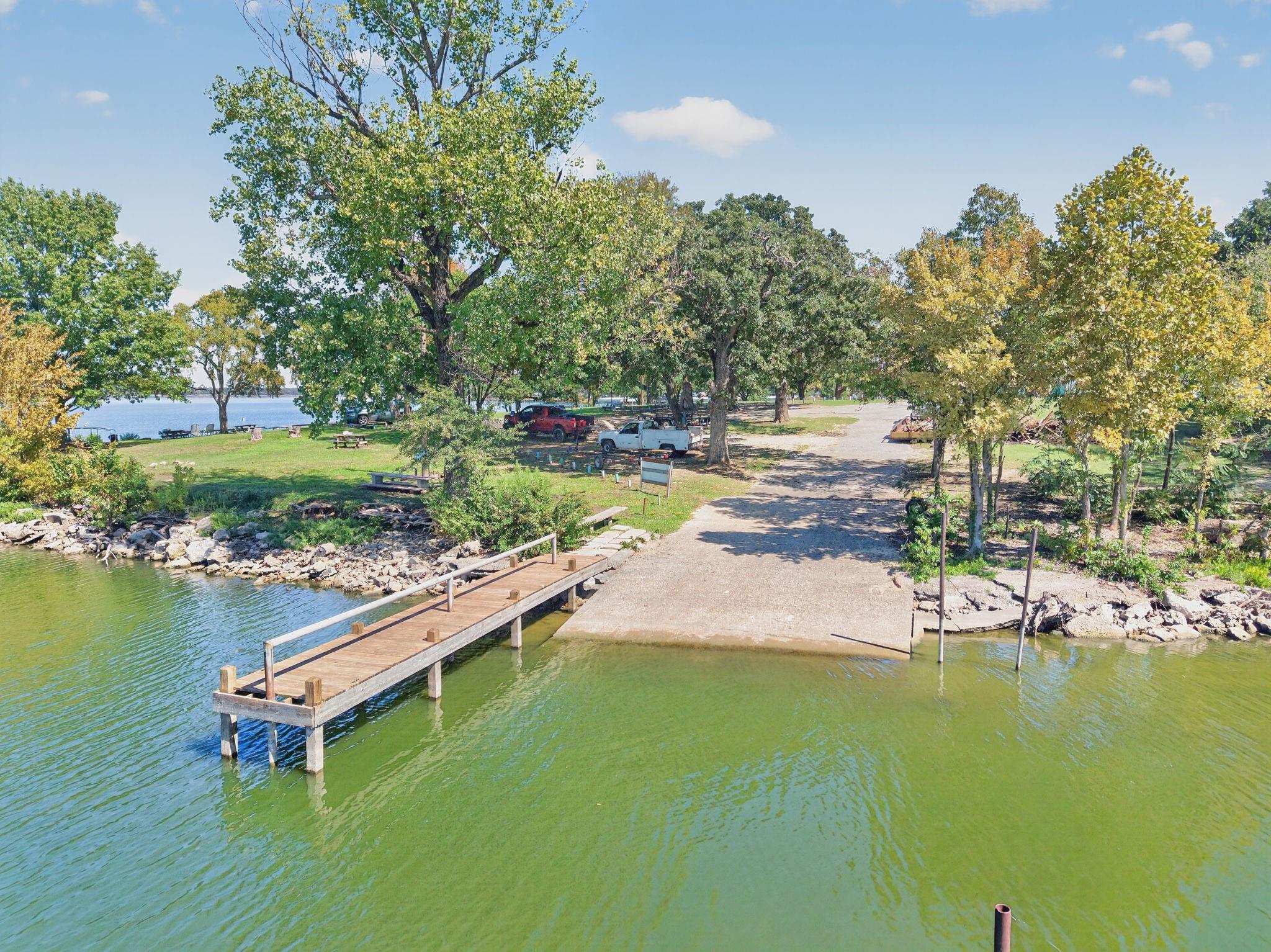 main property photo 30