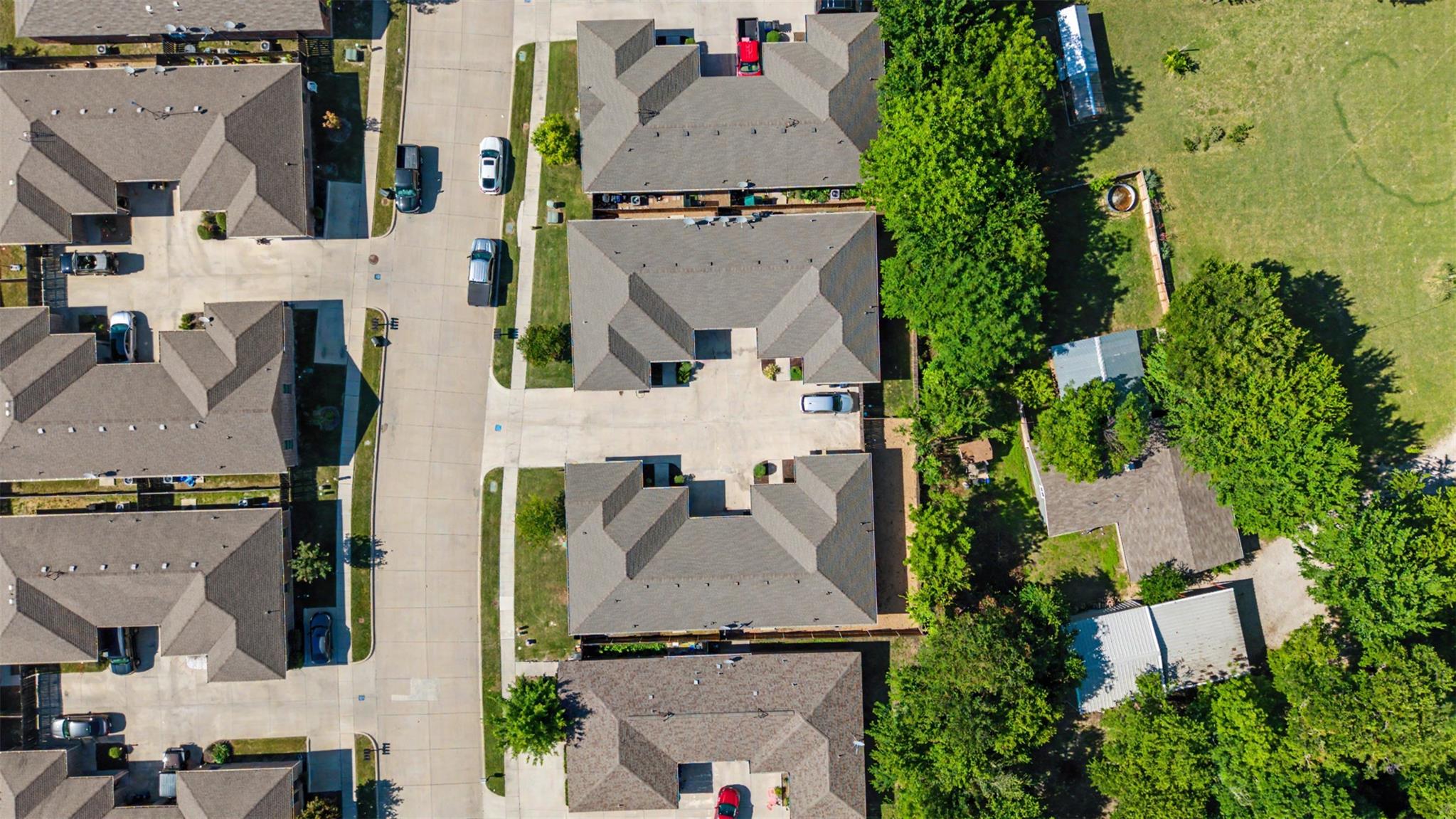 main property photo 26