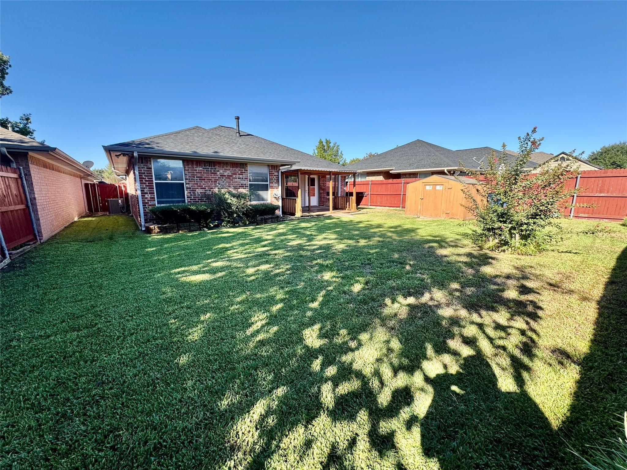 main property photo 17