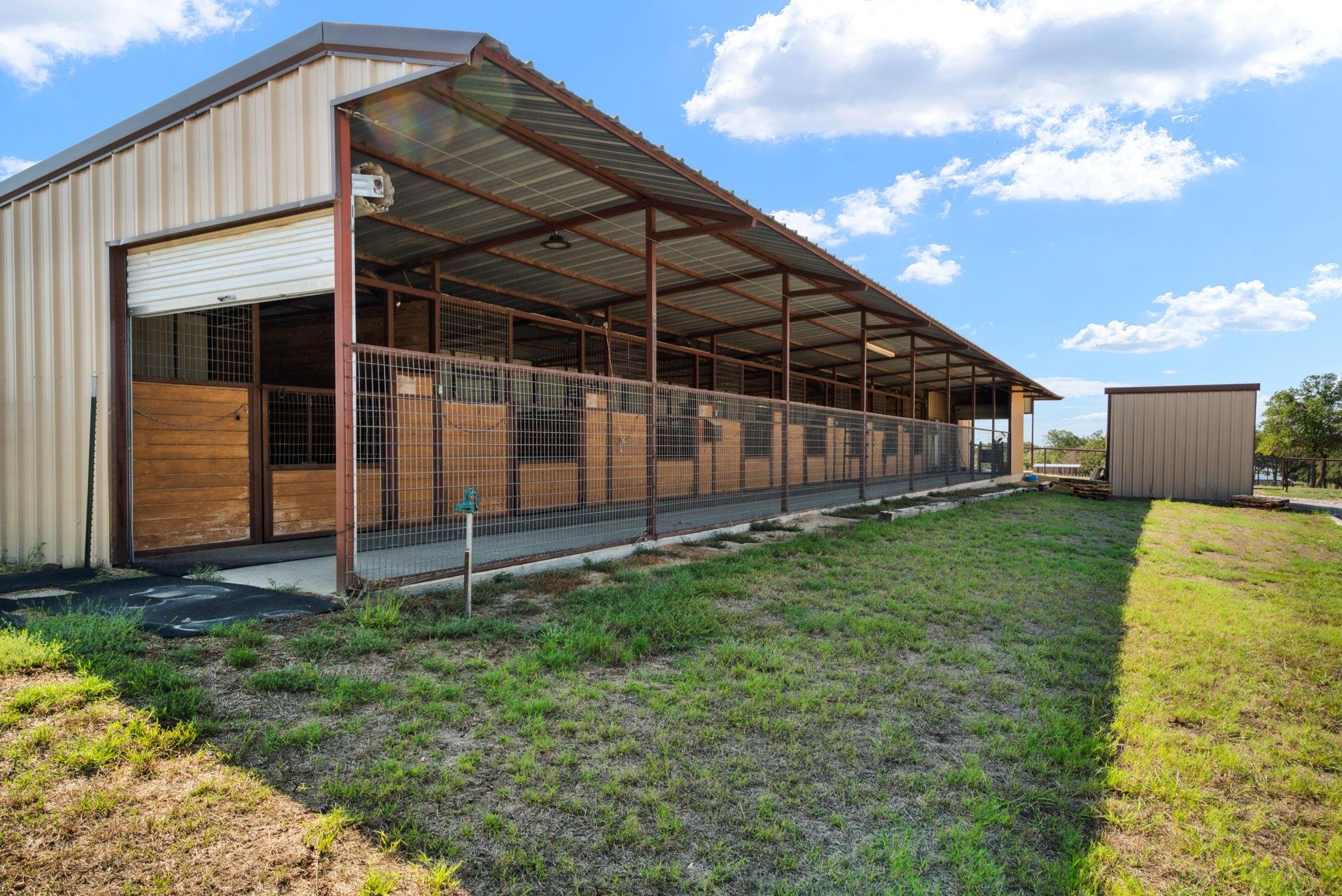 main property photo 19
