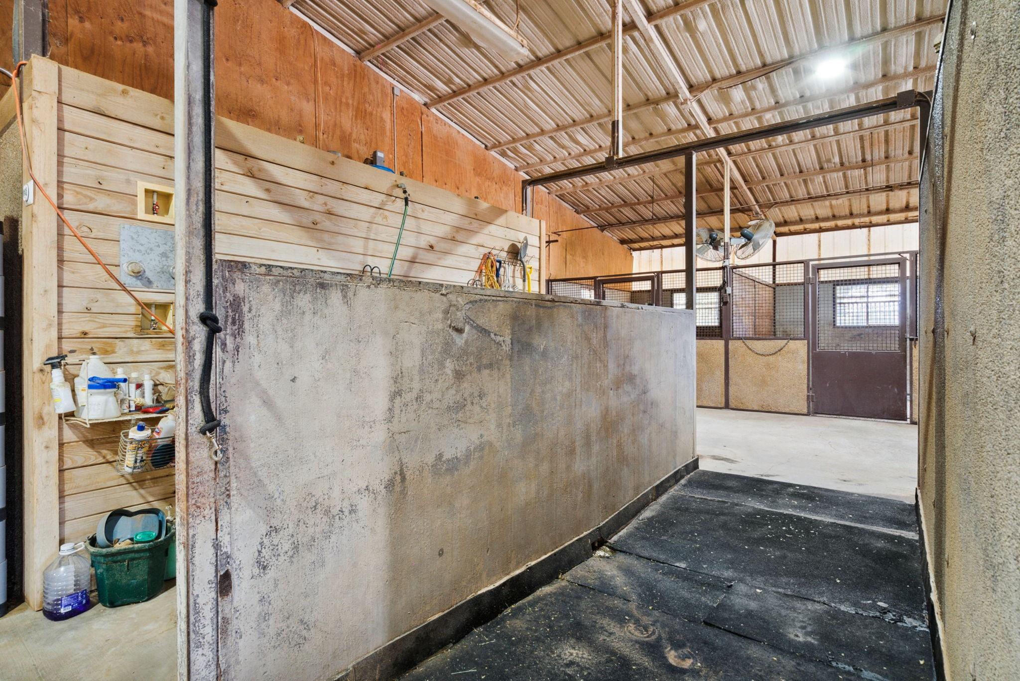 main property photo 27