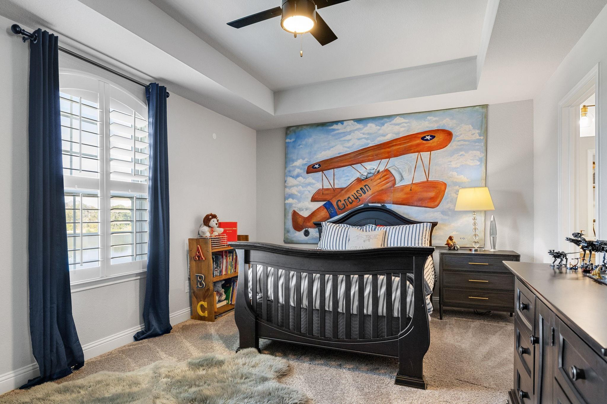 main property photo 23