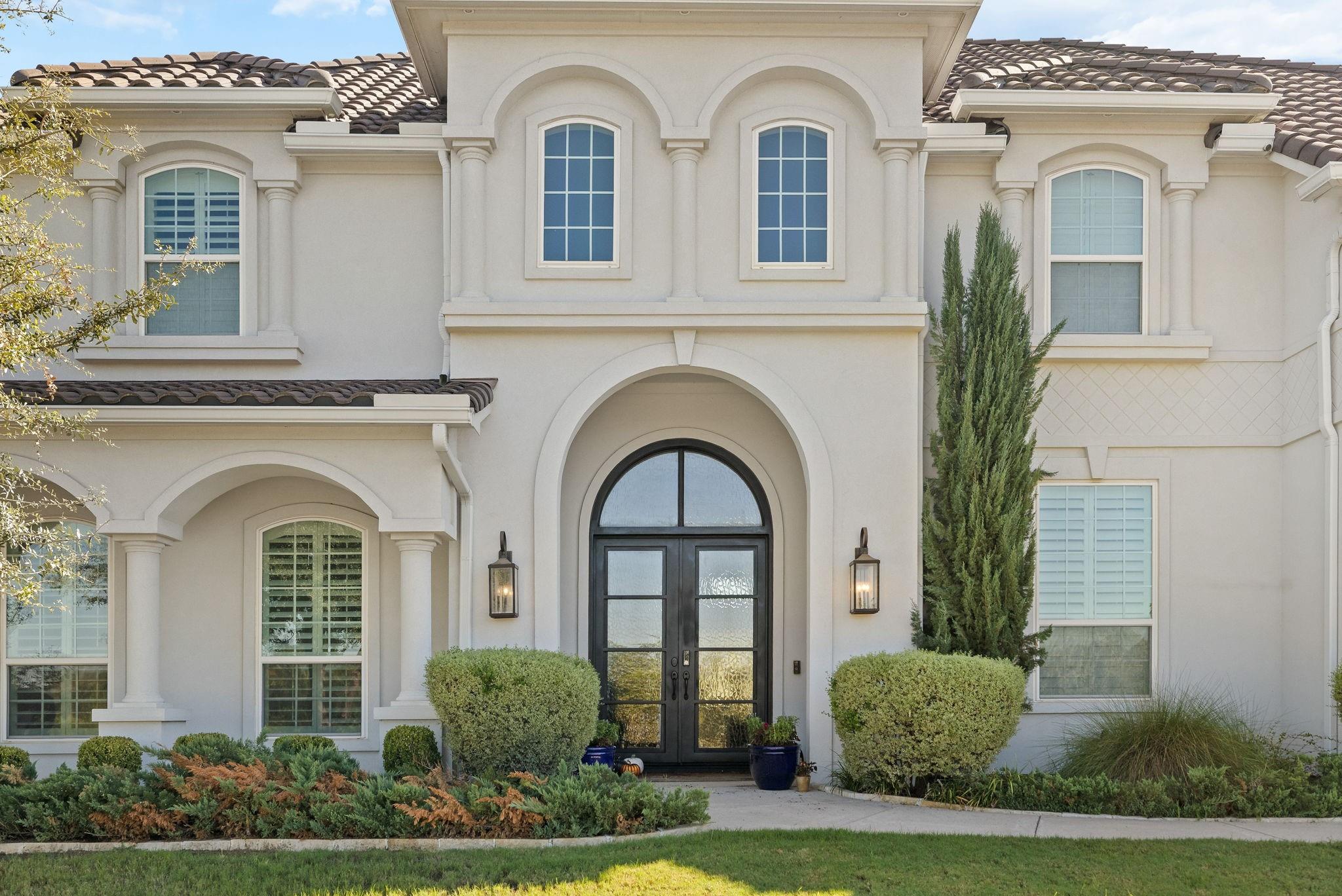main property photo 3