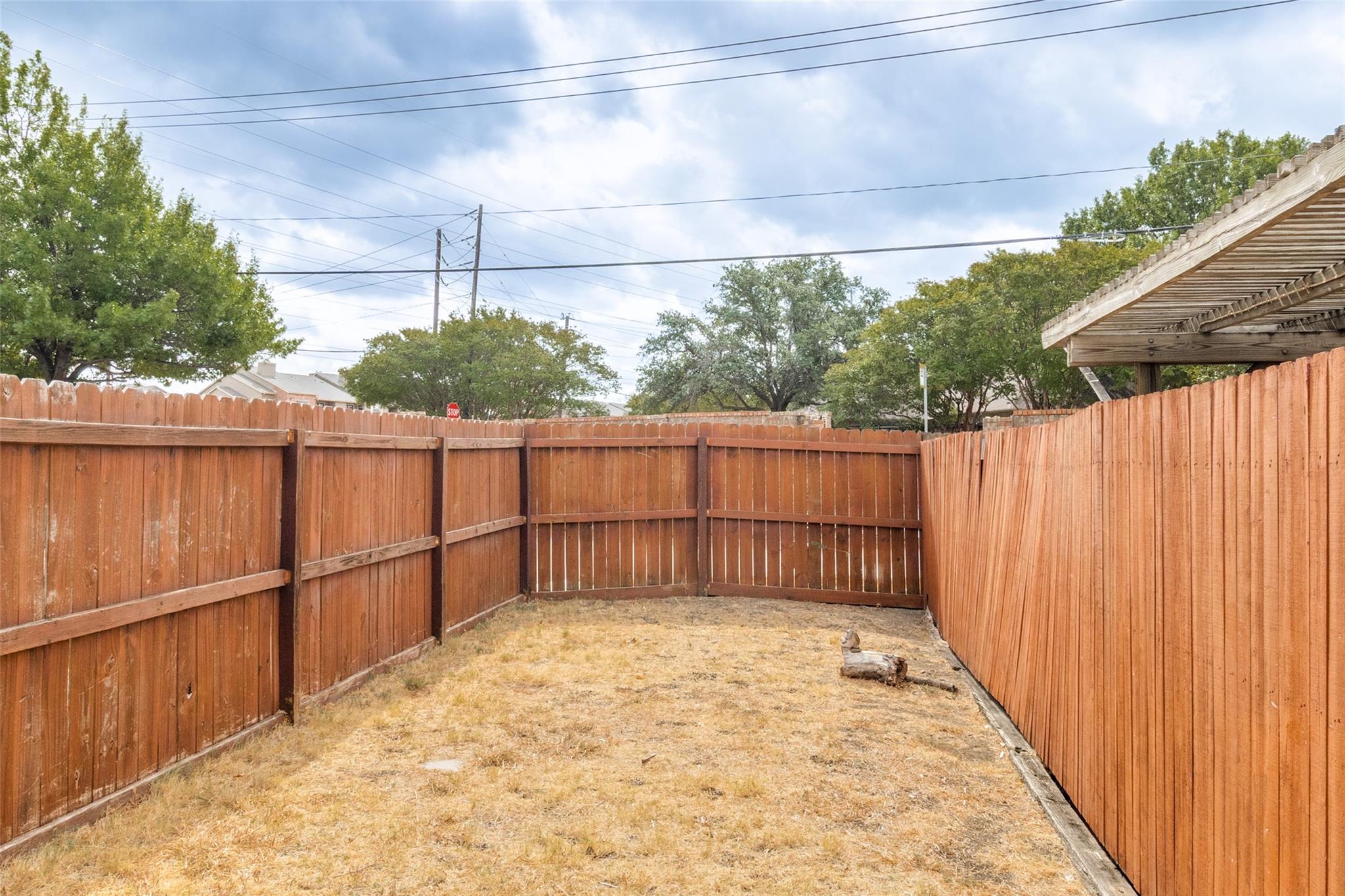 main property photo 22