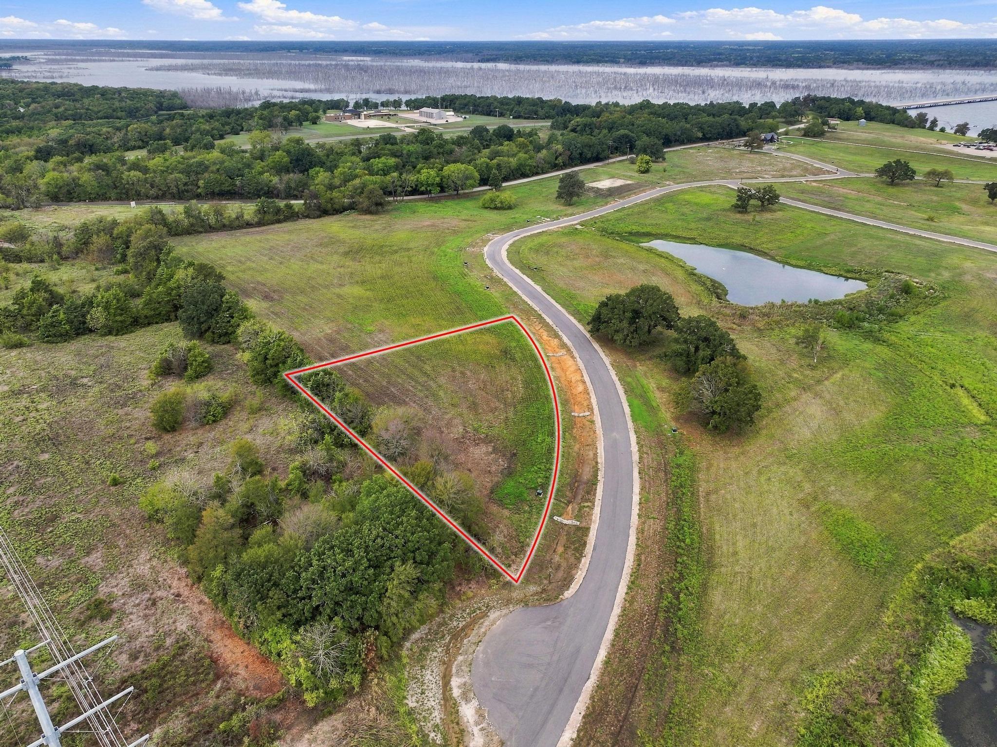 main property photo 3