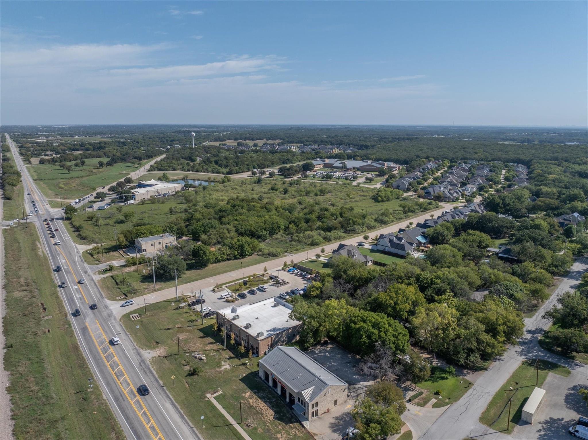 main property photo 11