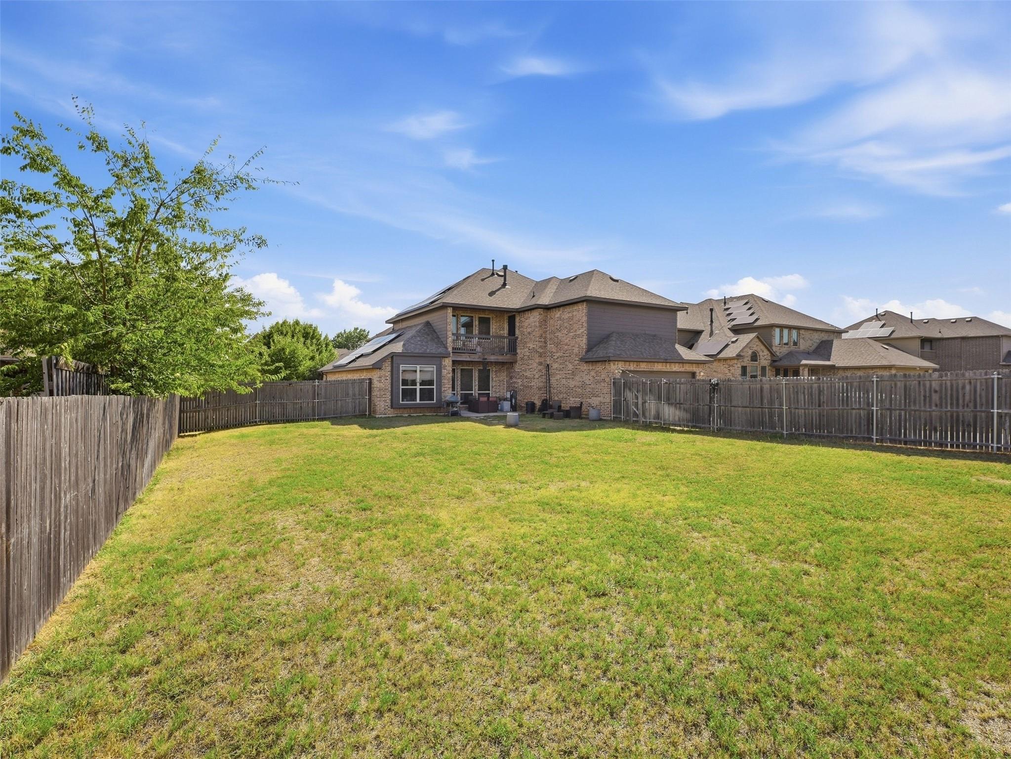main property photo 5