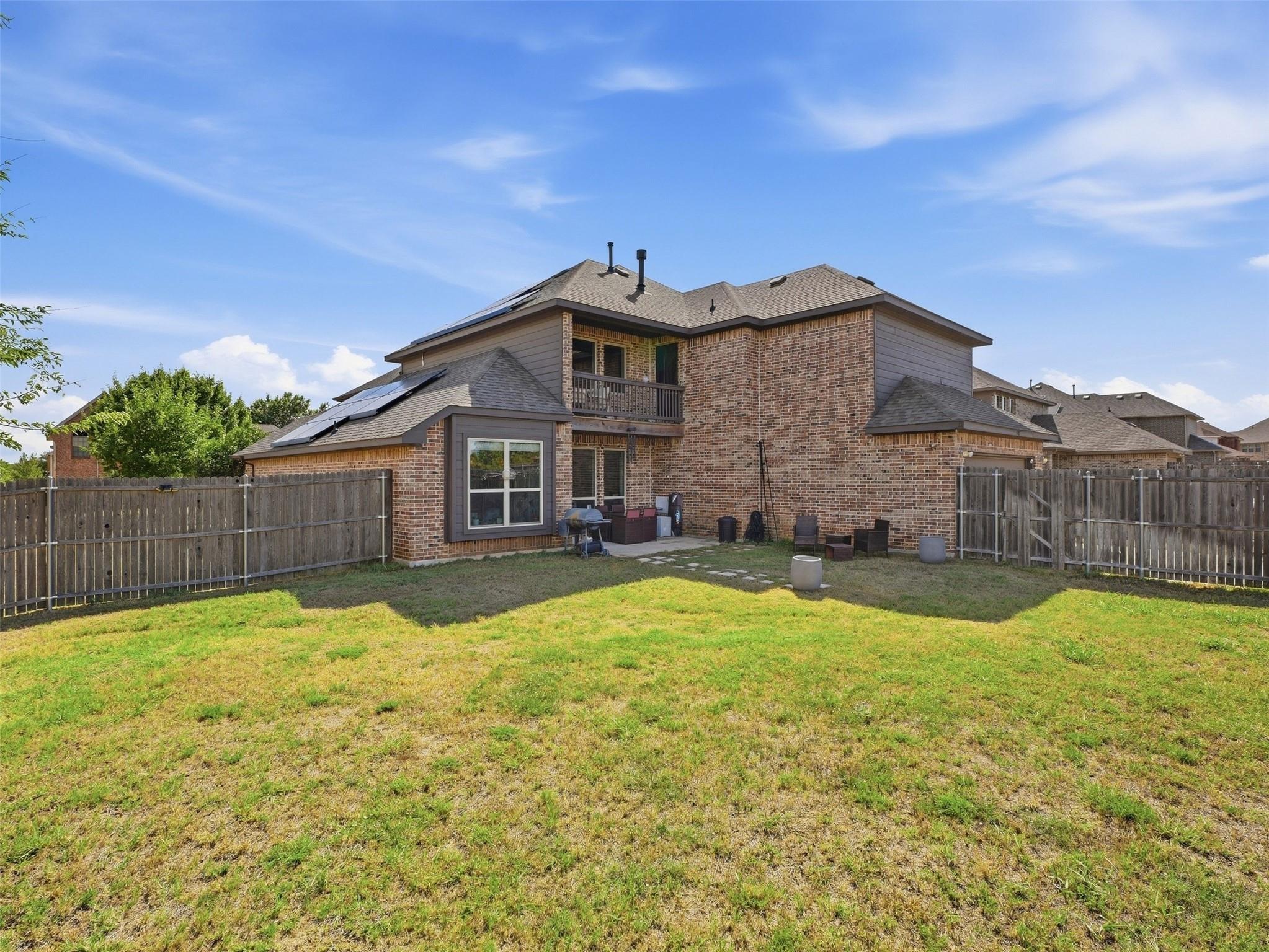 main property photo 8