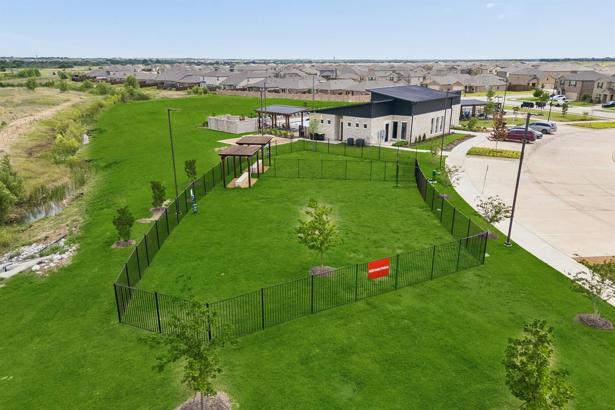 main property photo 29