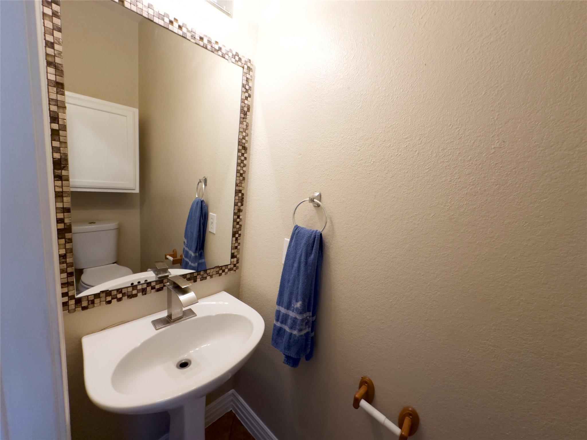 main property photo 11