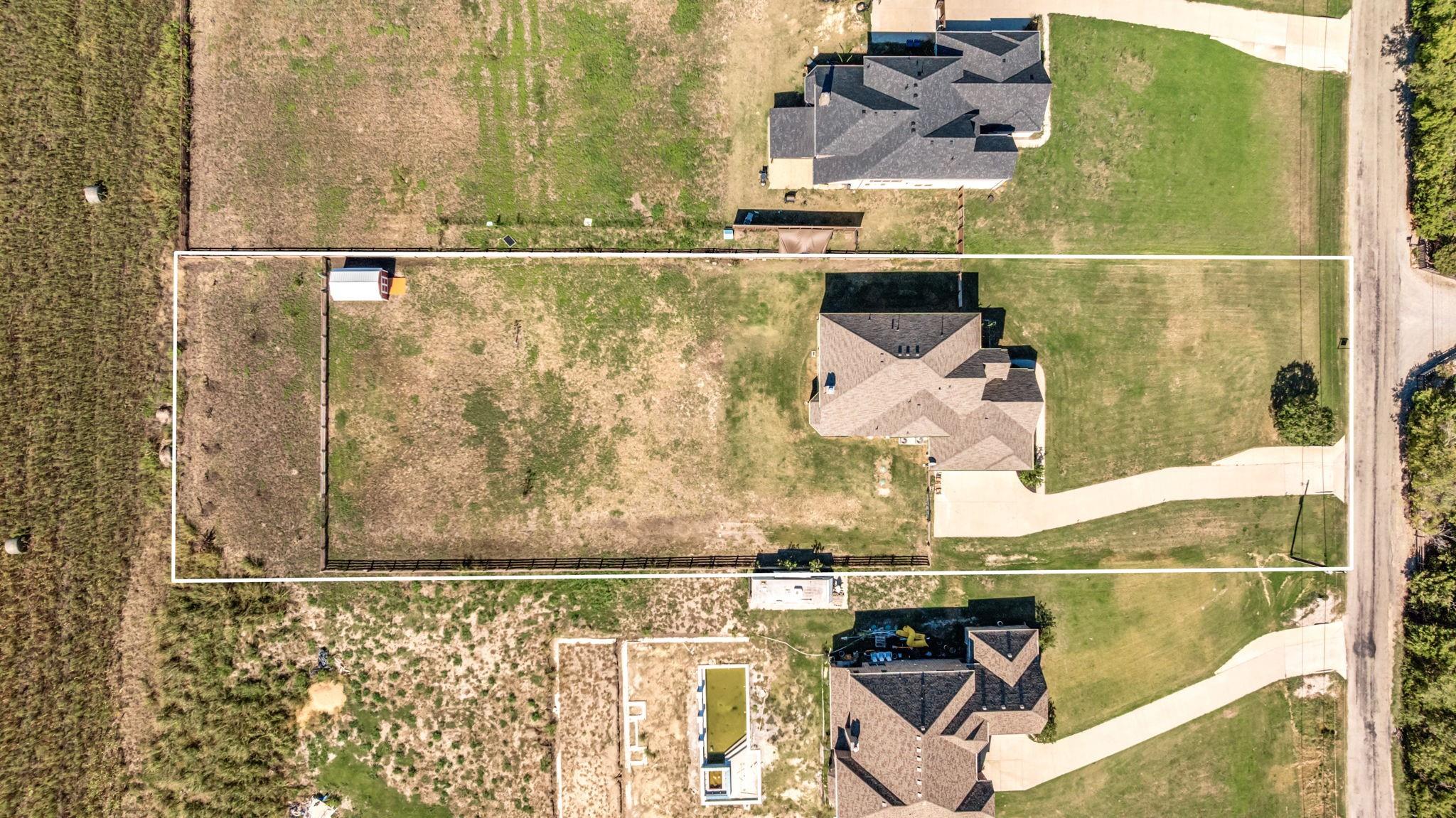 main property photo 31