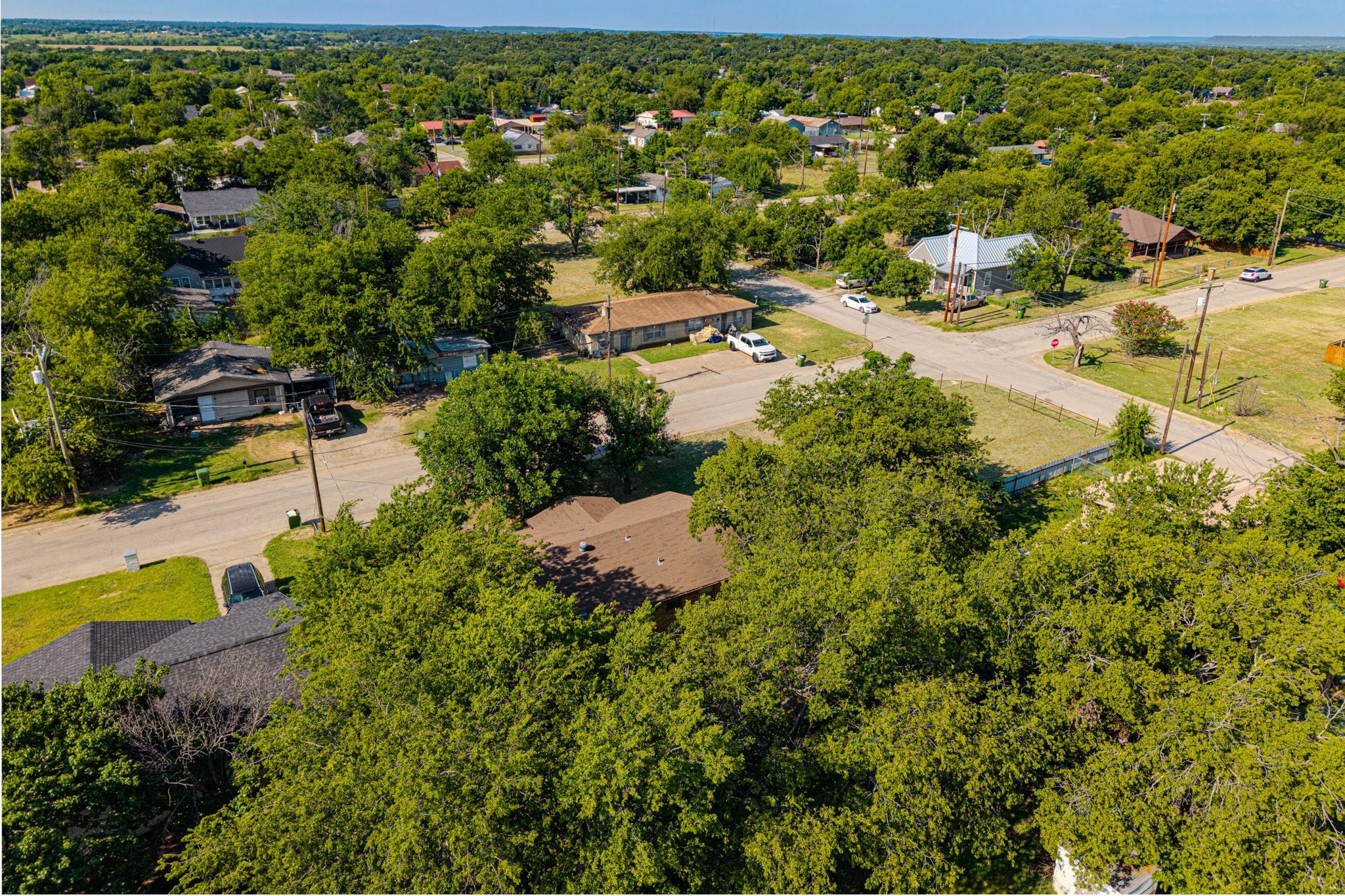 main property photo 33