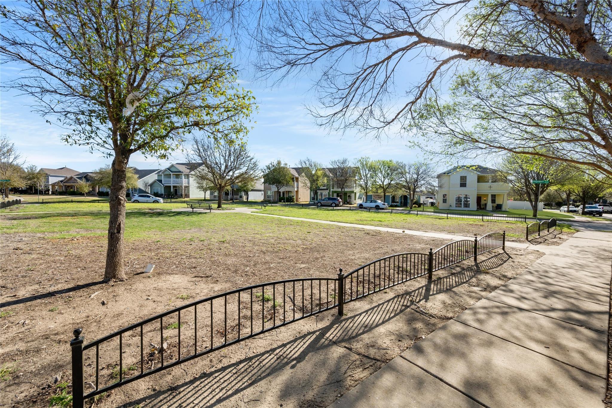 main property photo 24