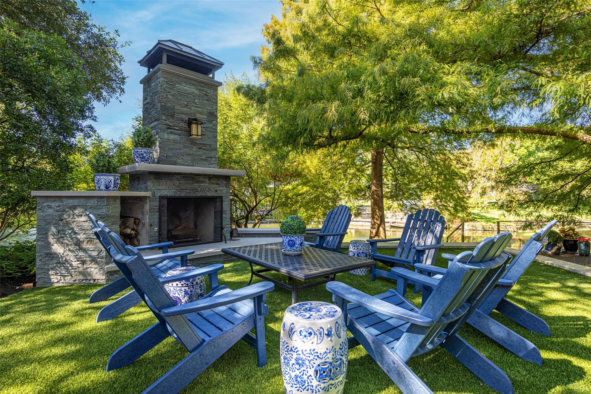main property photo 14