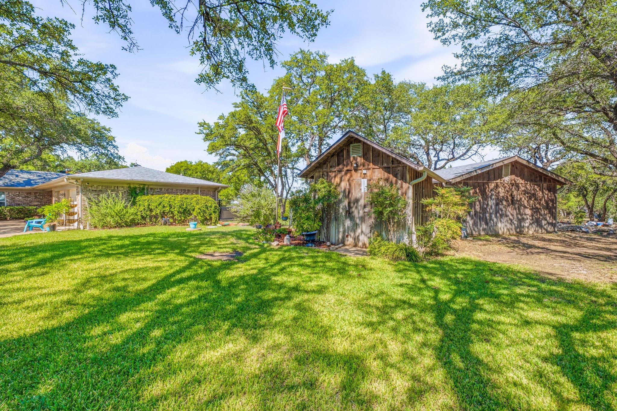 main property photo 31