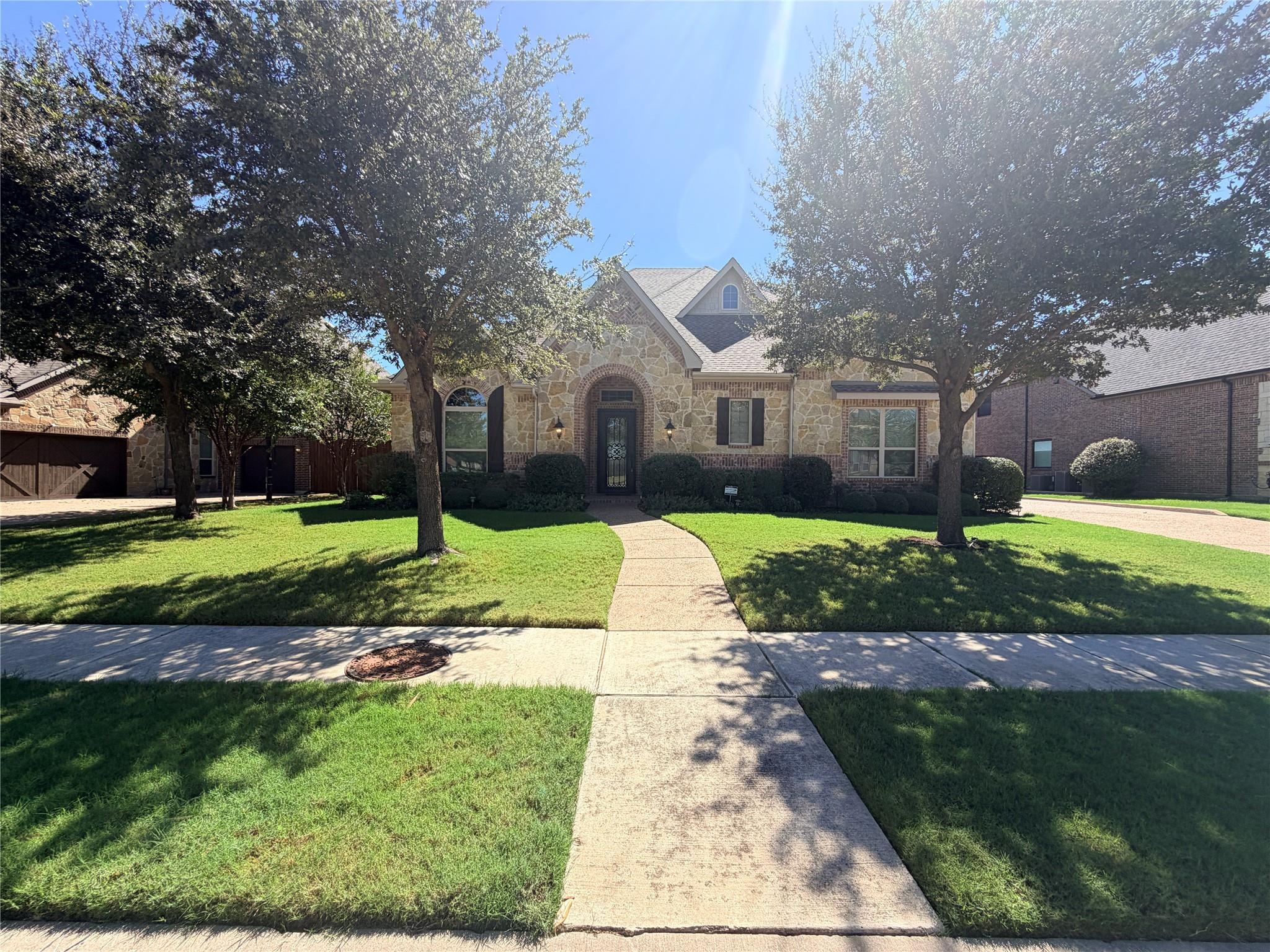 main property photo 31