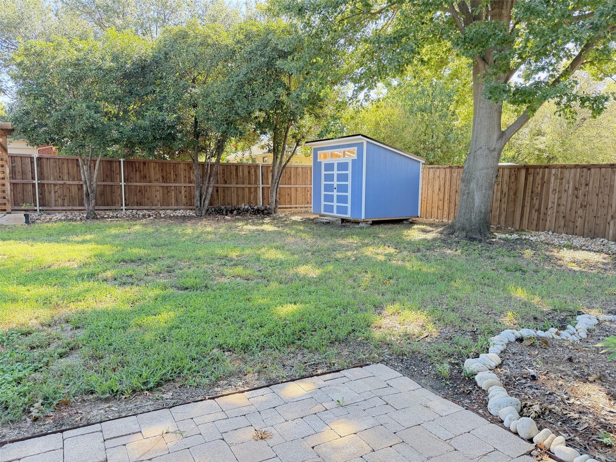 main property photo 29