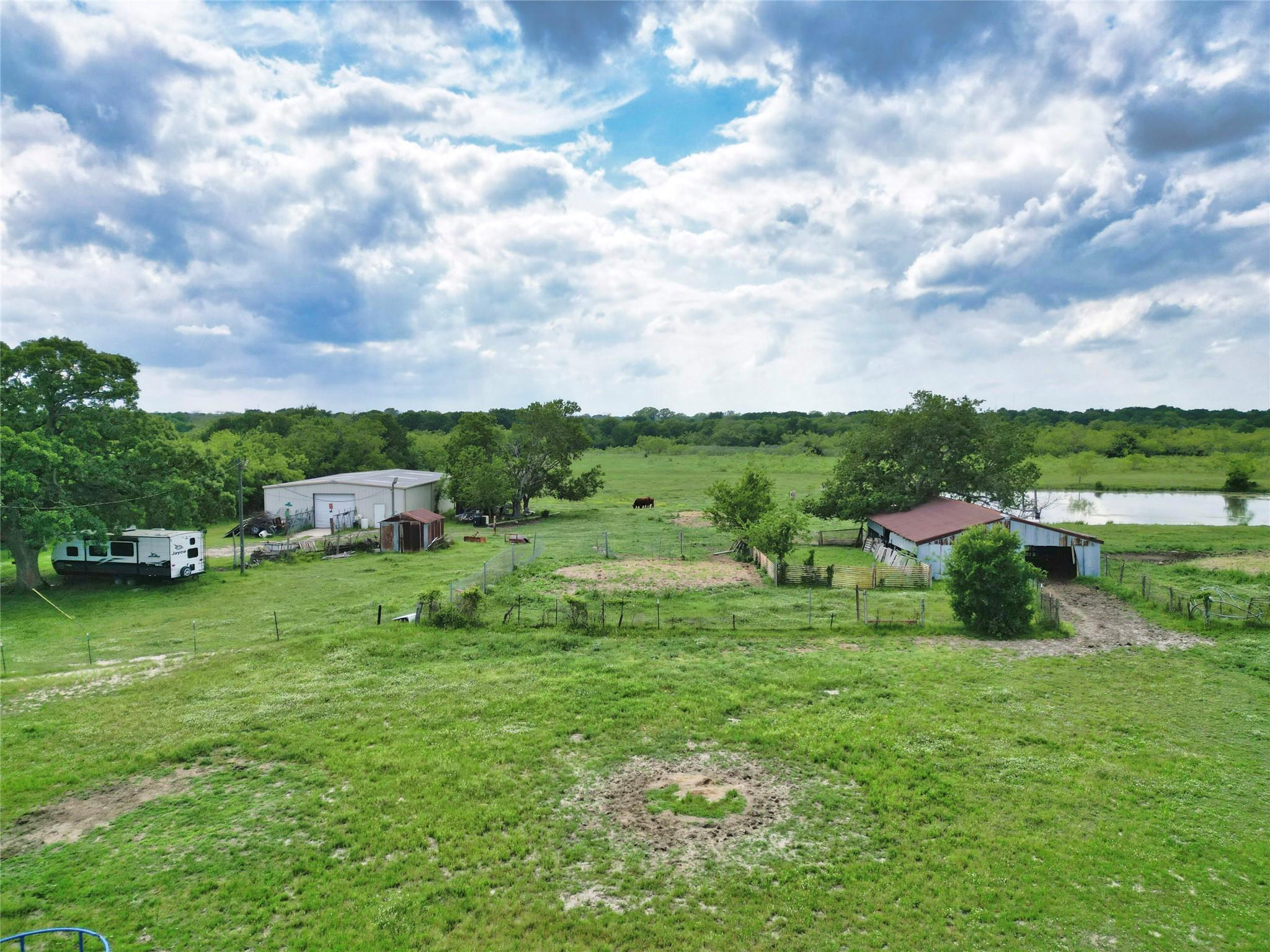main property photo 3