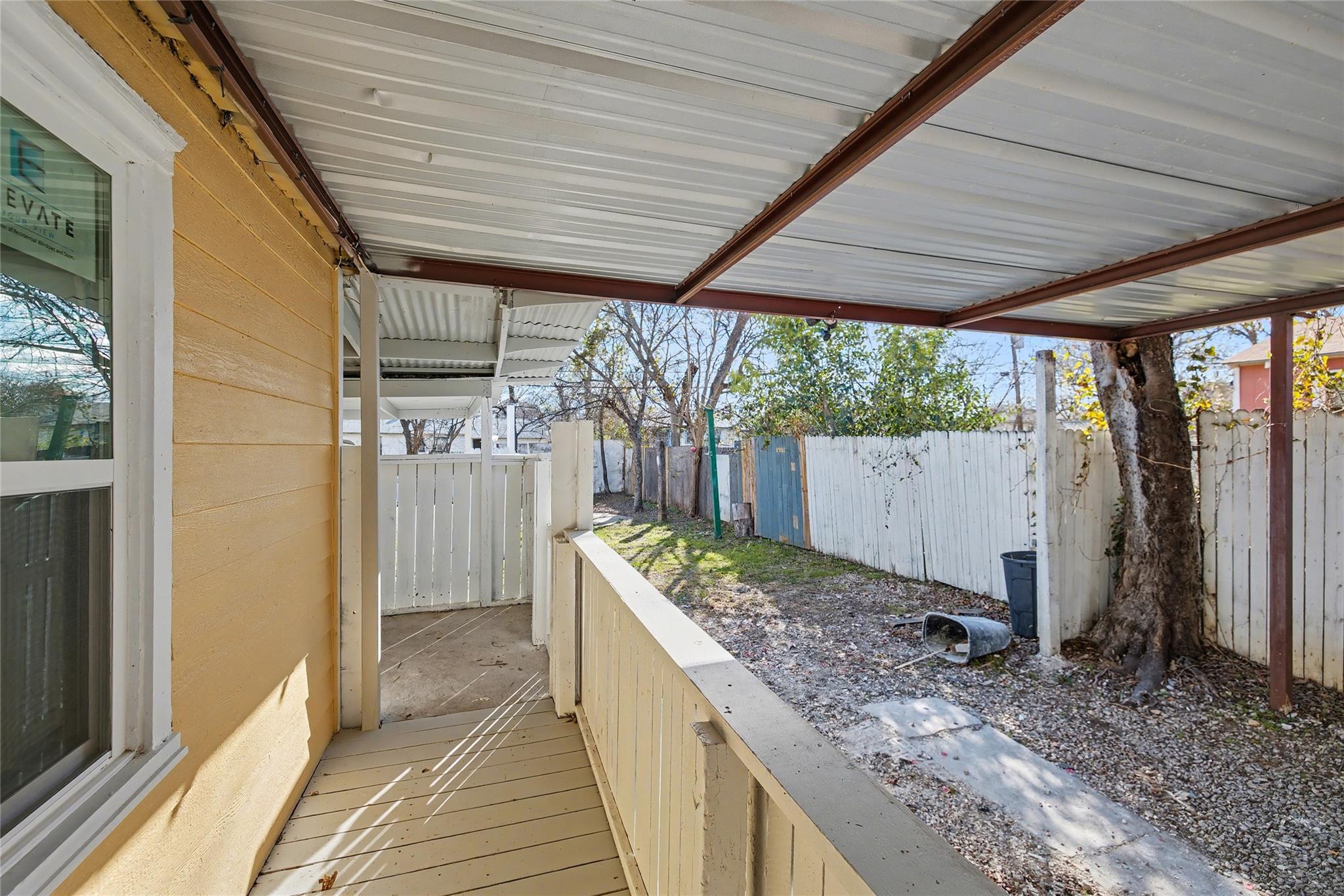 main property photo 22