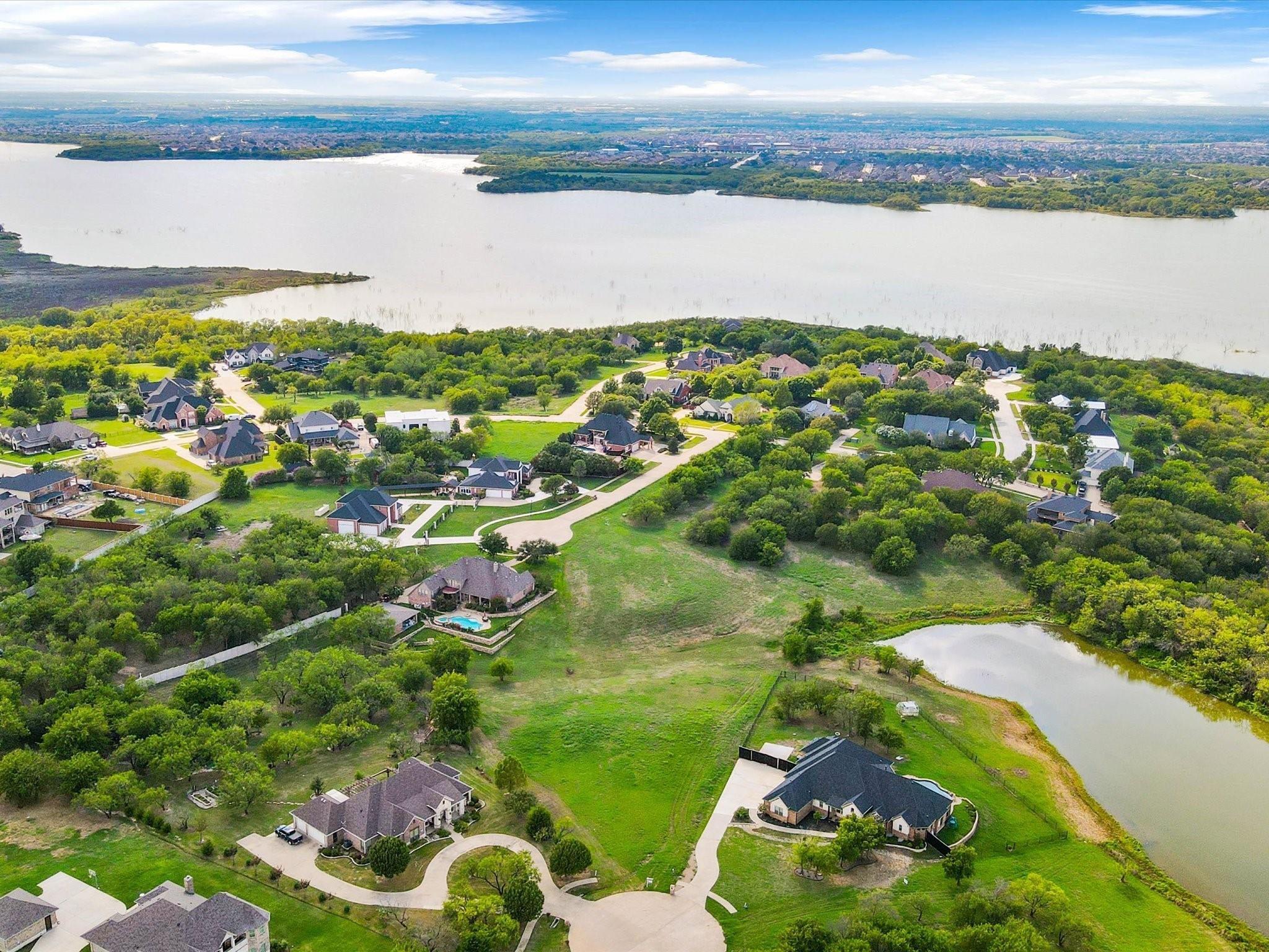main property photo 13