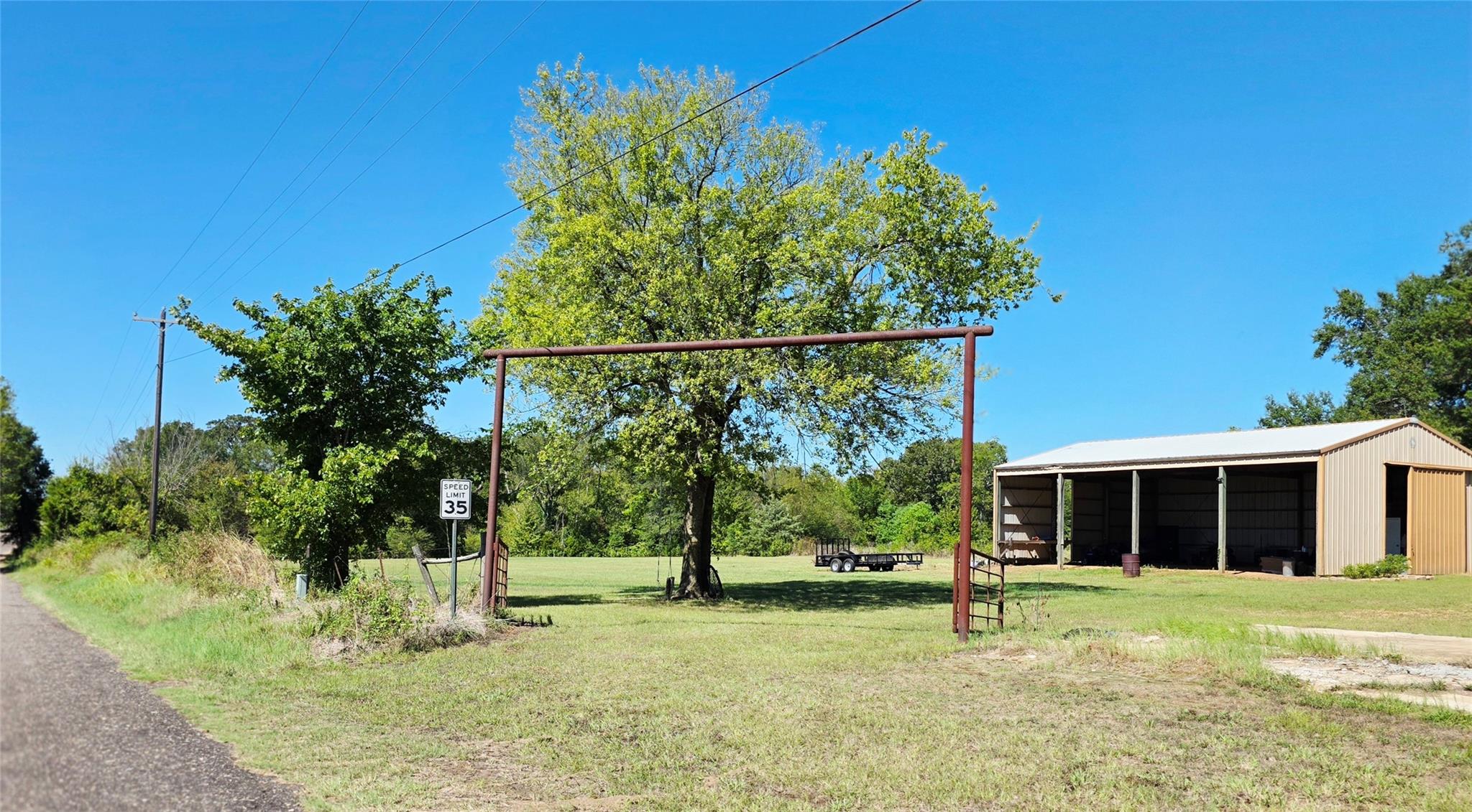 main property photo 21