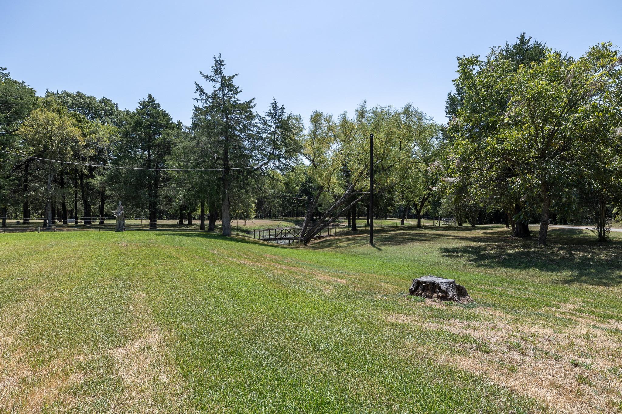 main property photo 23