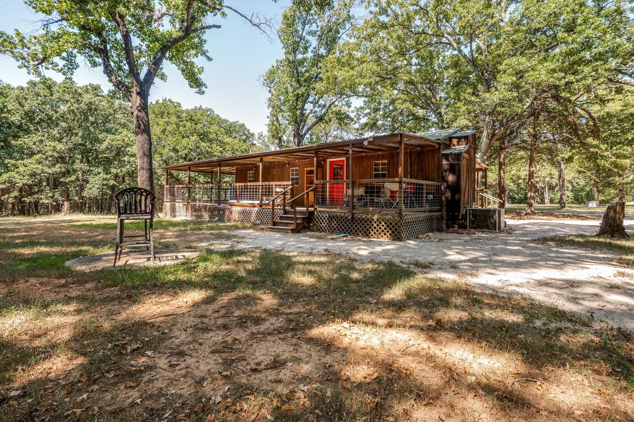 main property photo 28