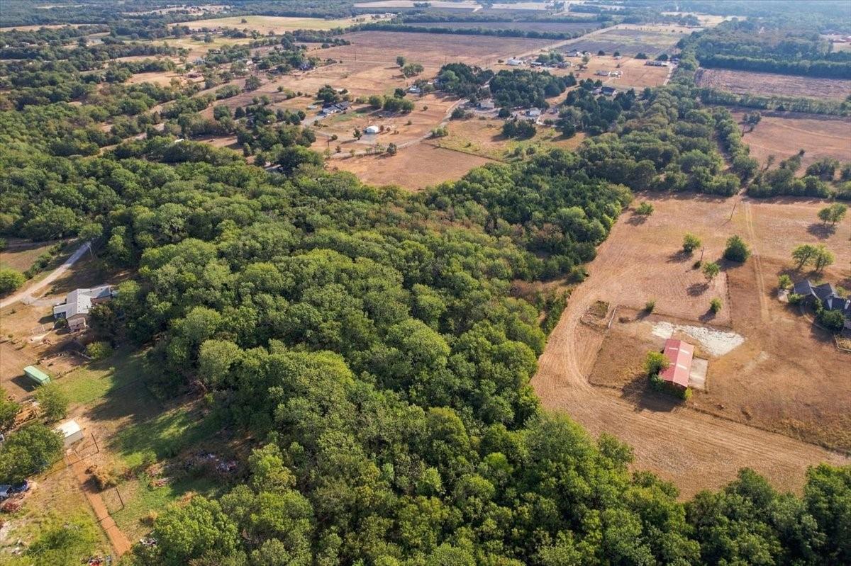 main property photo 17