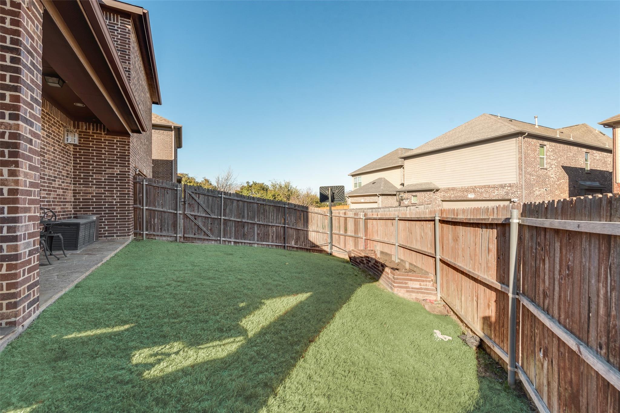 main property photo 35