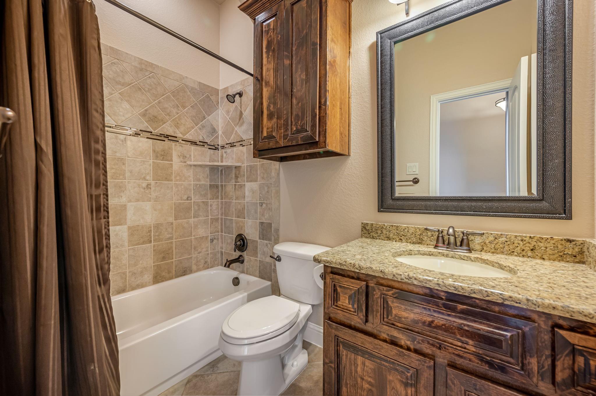 main property photo 7