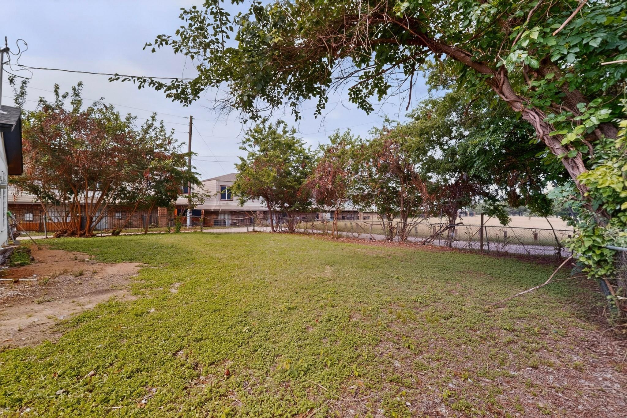 main property photo 39