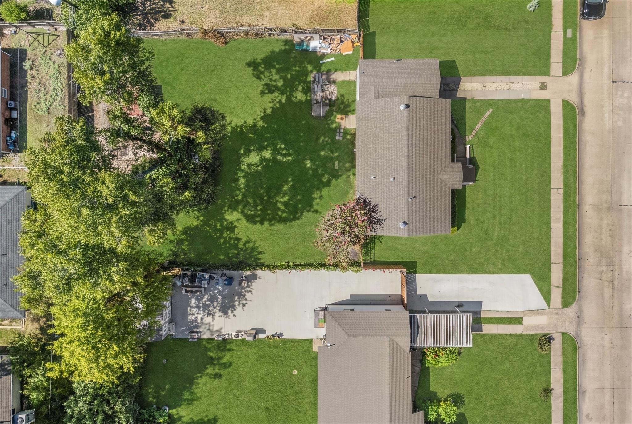 main property photo 31