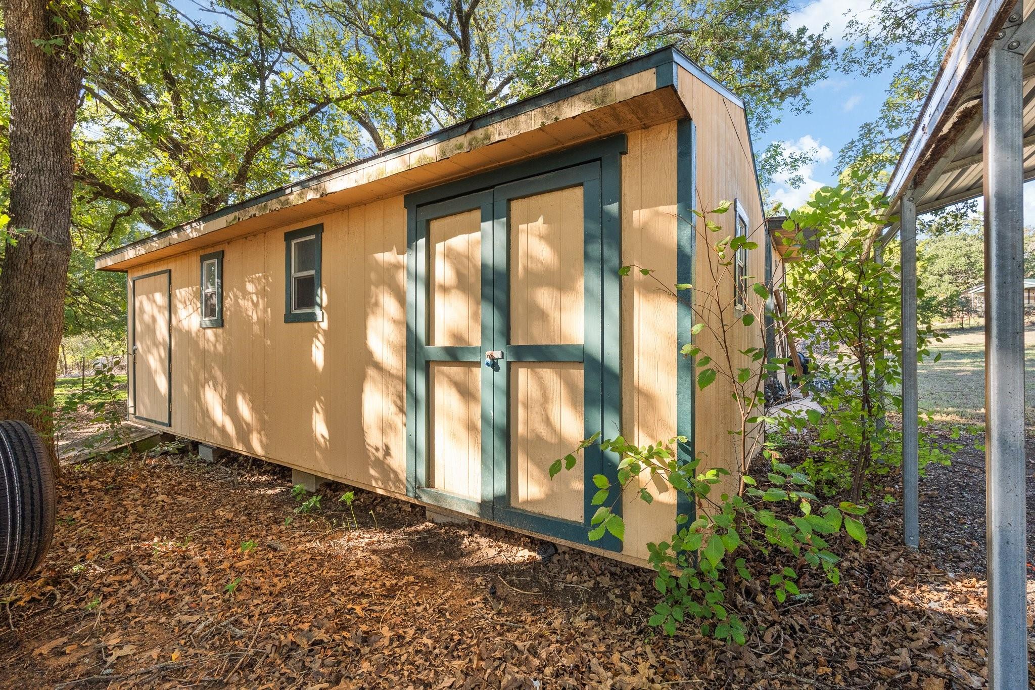 main property photo 25