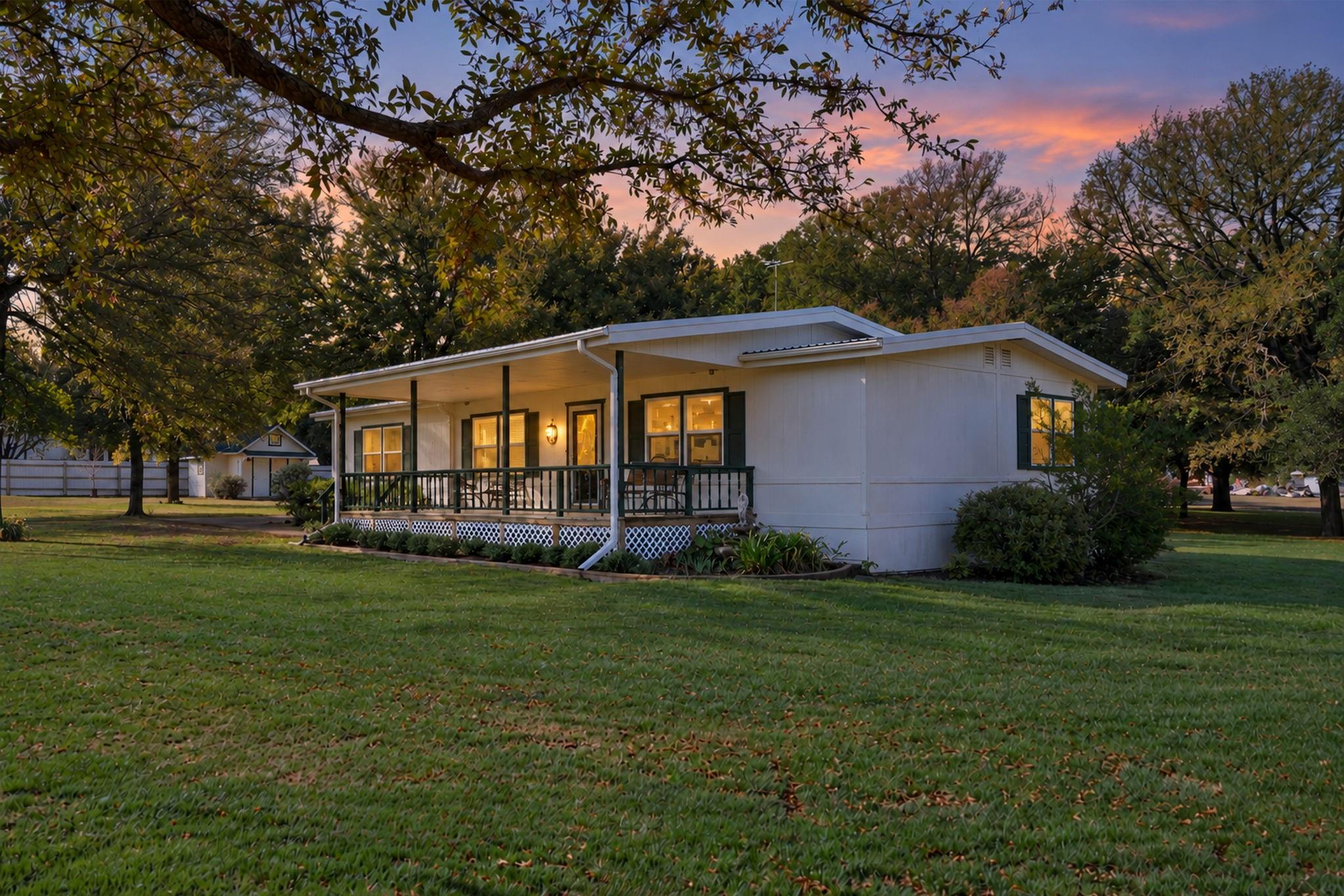 main property photo 0