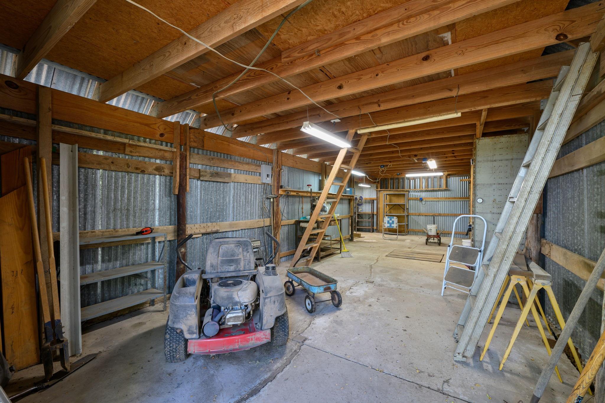main property photo 36