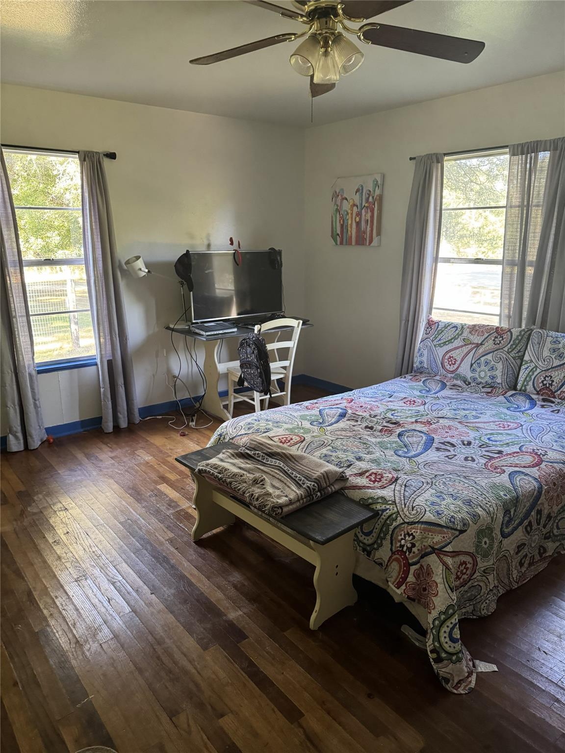 main property photo 28