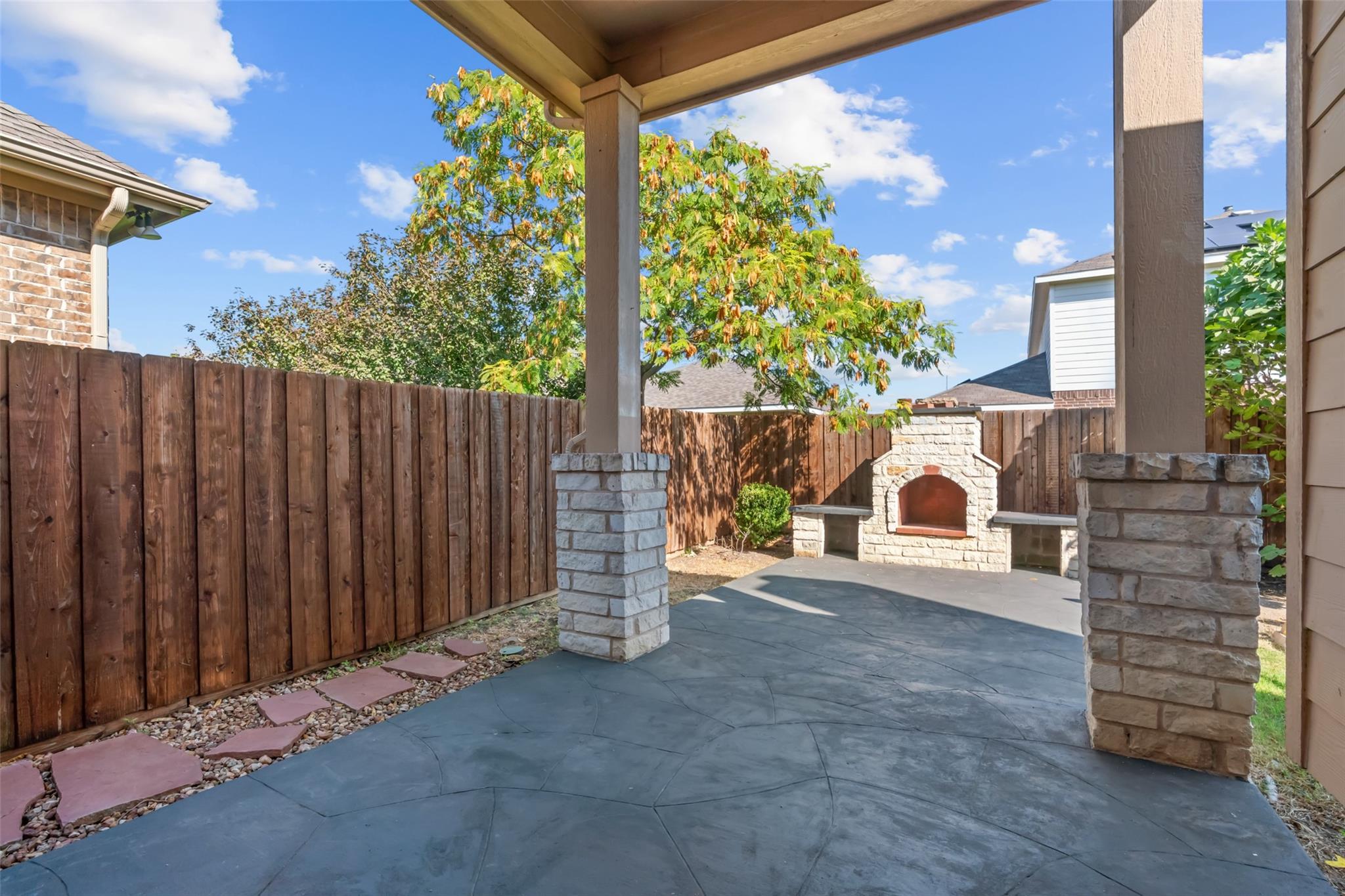 main property photo 18