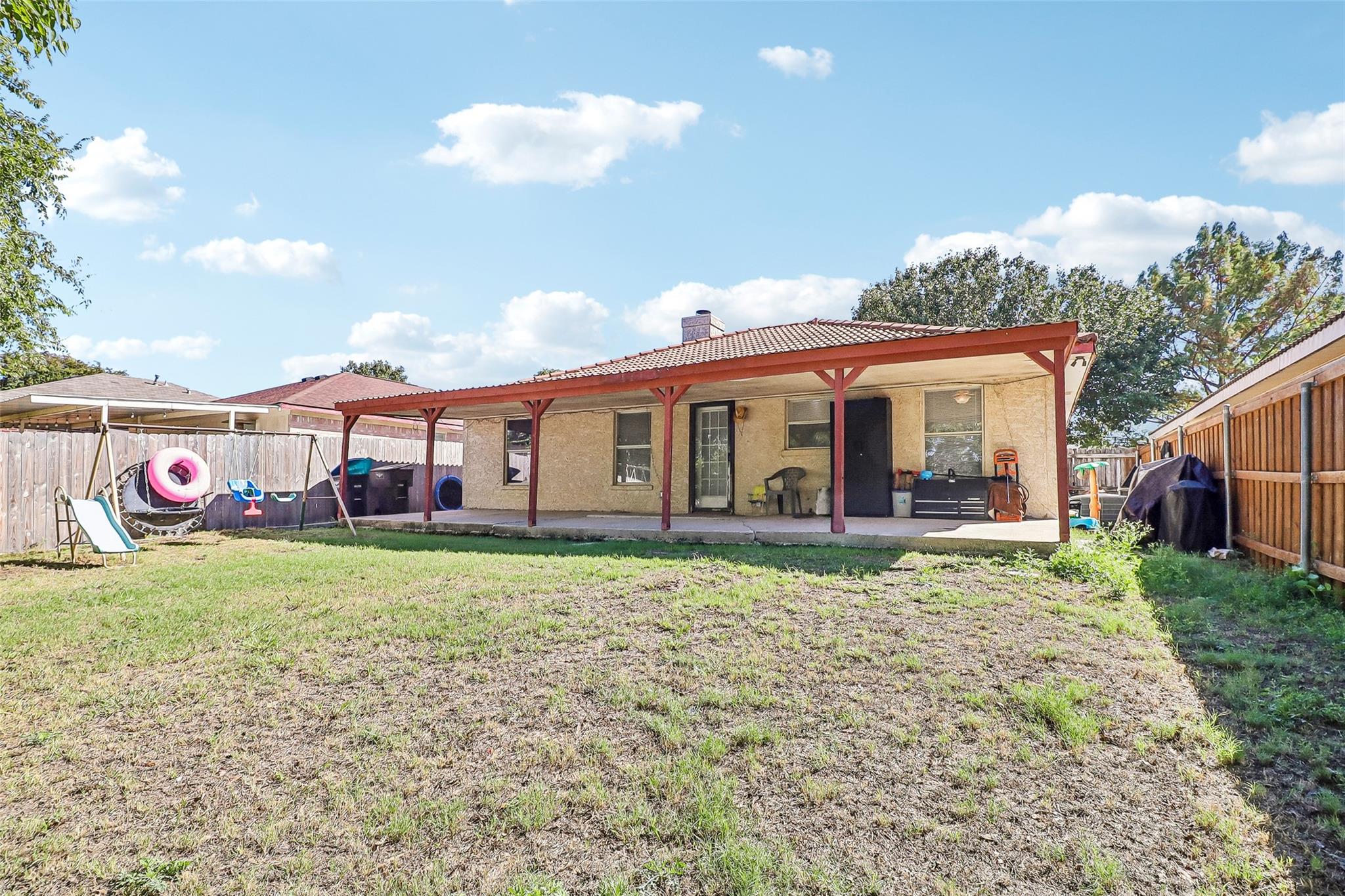 main property photo 19