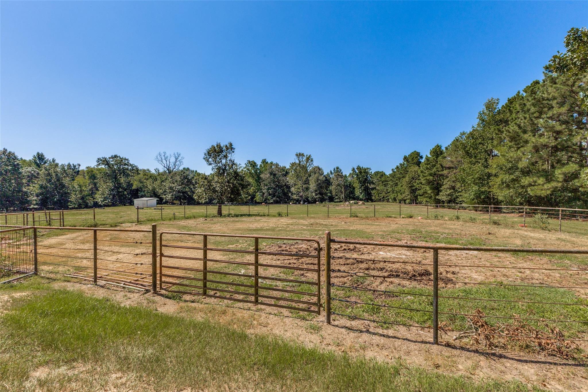 main property photo 26