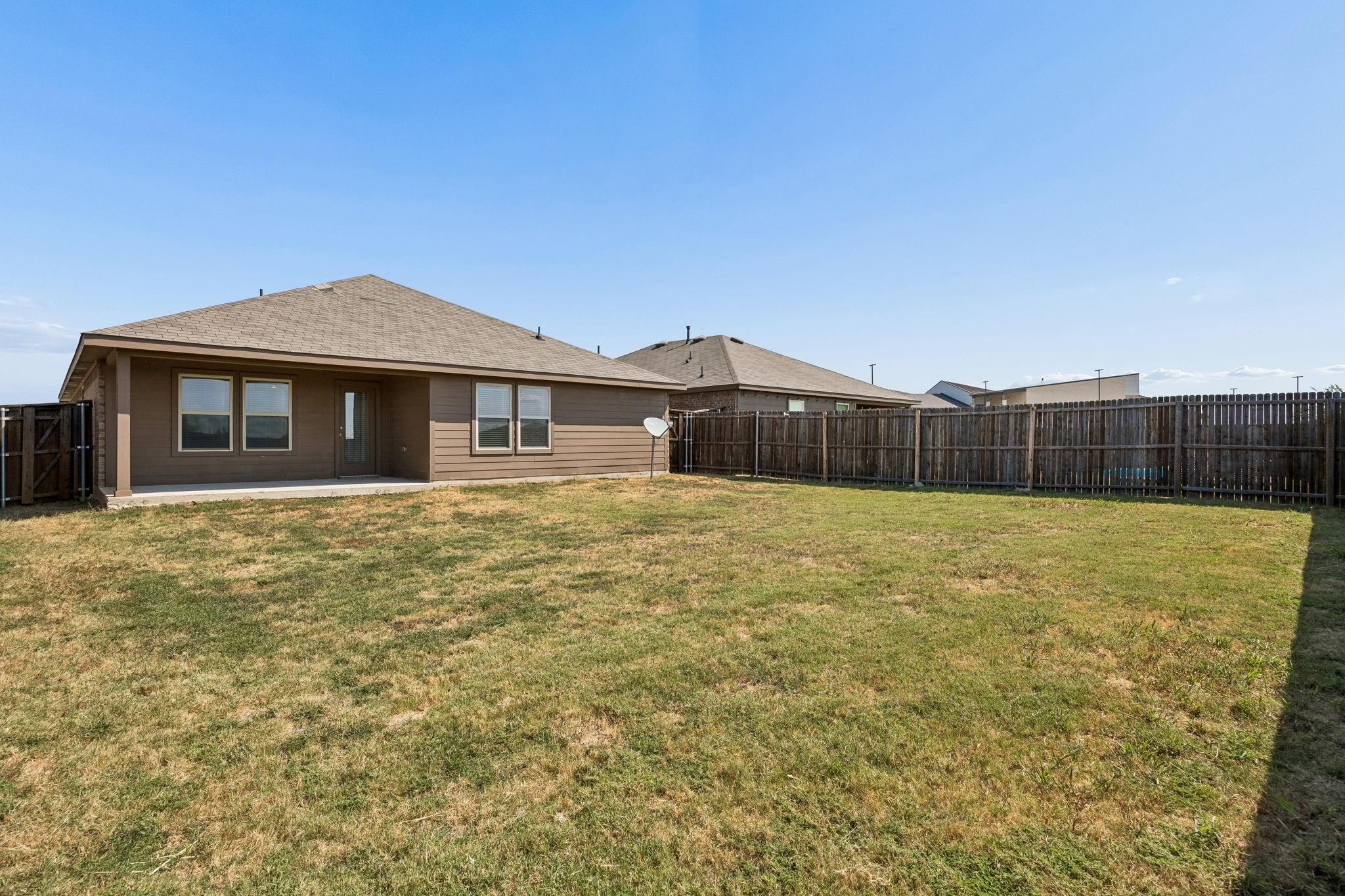 main property photo 25