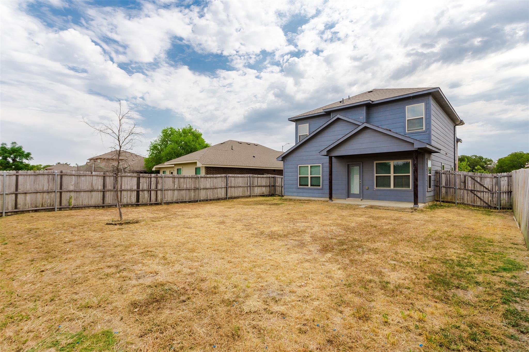main property photo 31