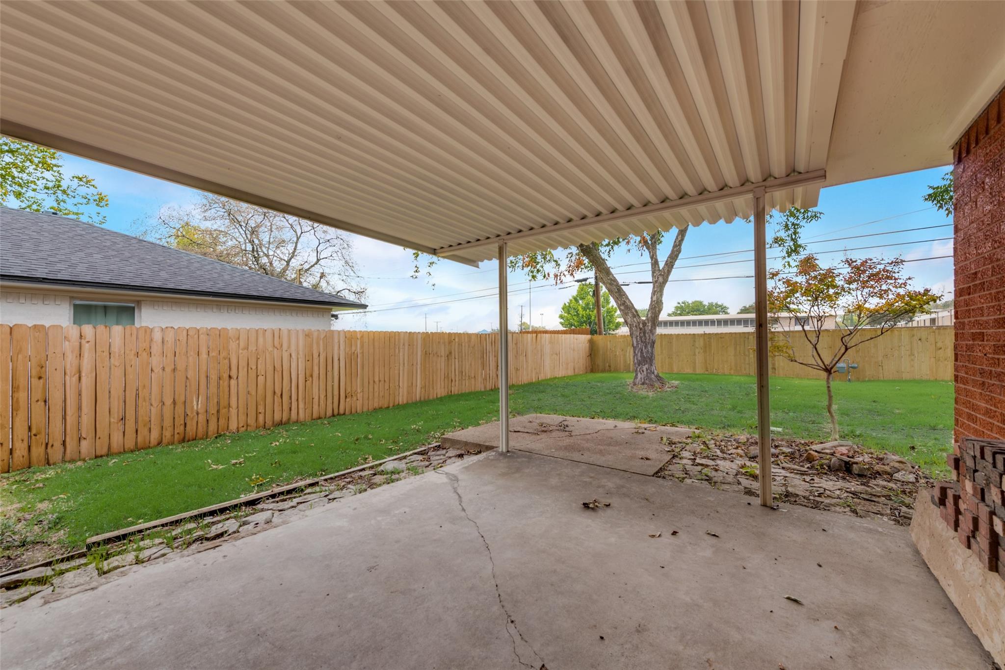main property photo 17