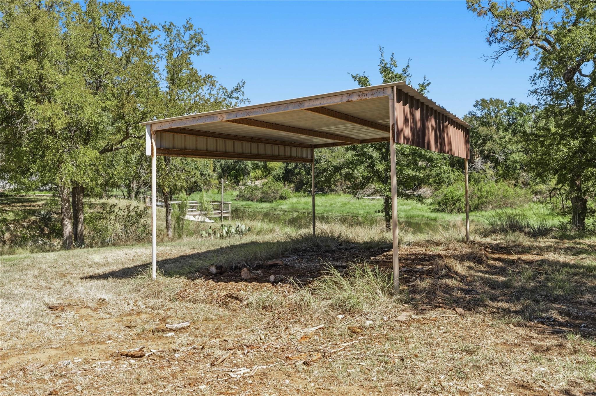 main property photo 32