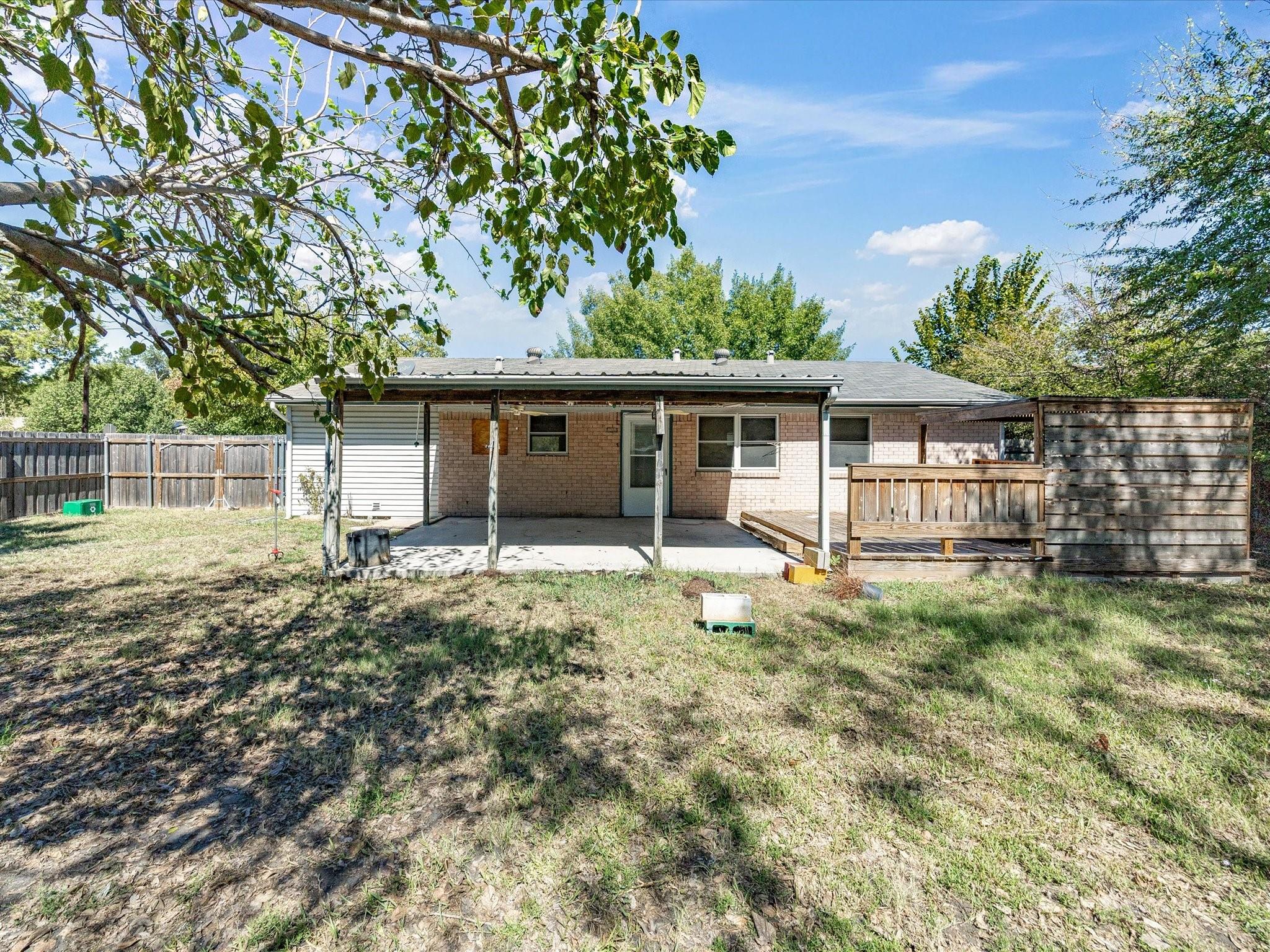 main property photo 29