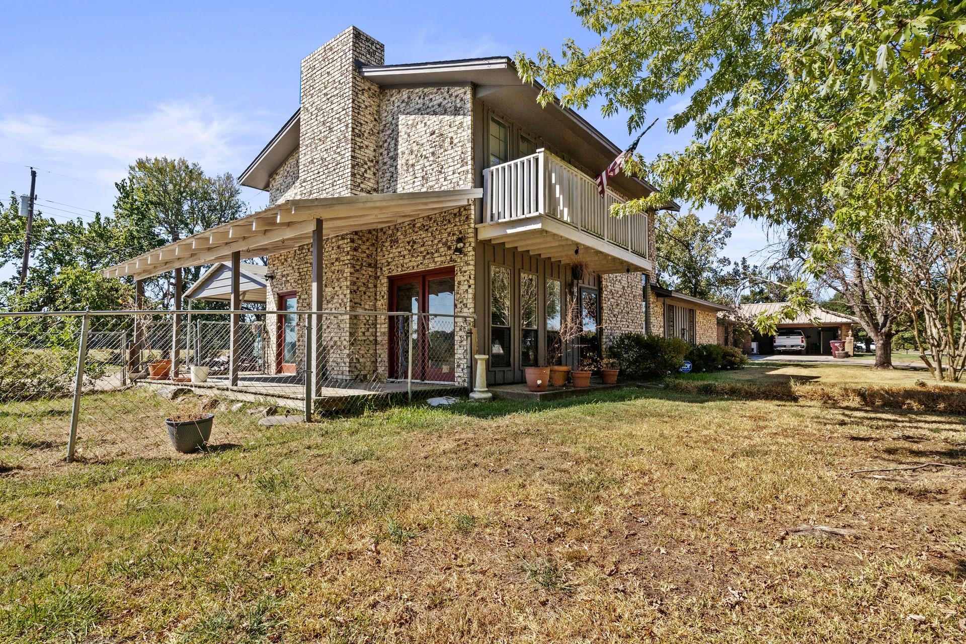 main property photo 2